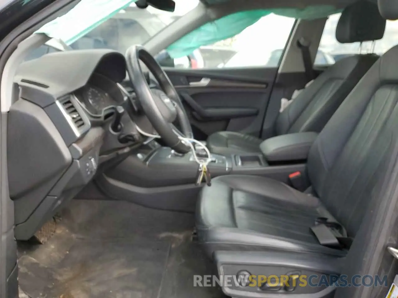 7 Photograph of a damaged car WA1ANAFYXK2079977 AUDI Q5 2019