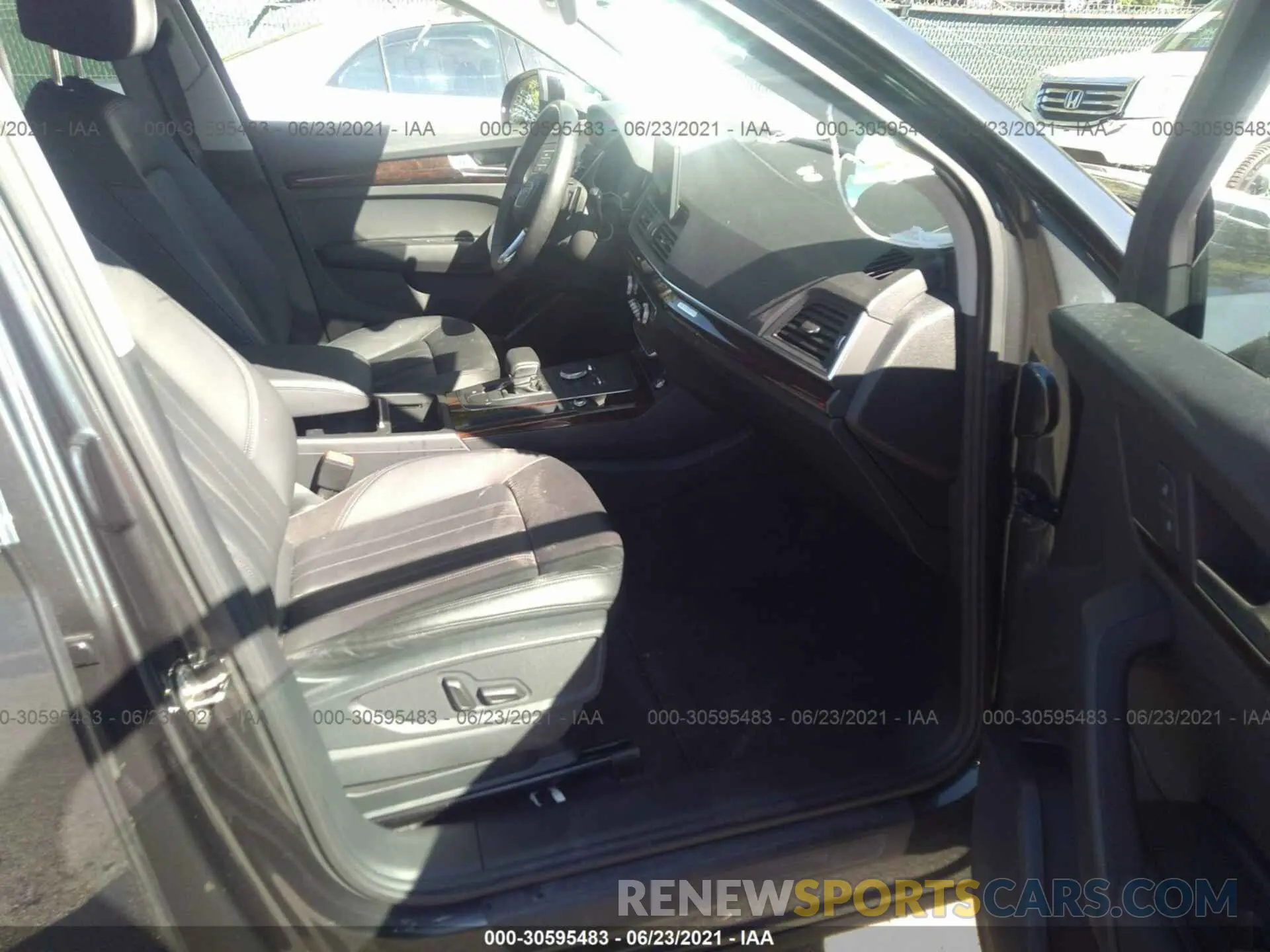 5 Photograph of a damaged car WA1ANAFYXK2091952 AUDI Q5 2019
