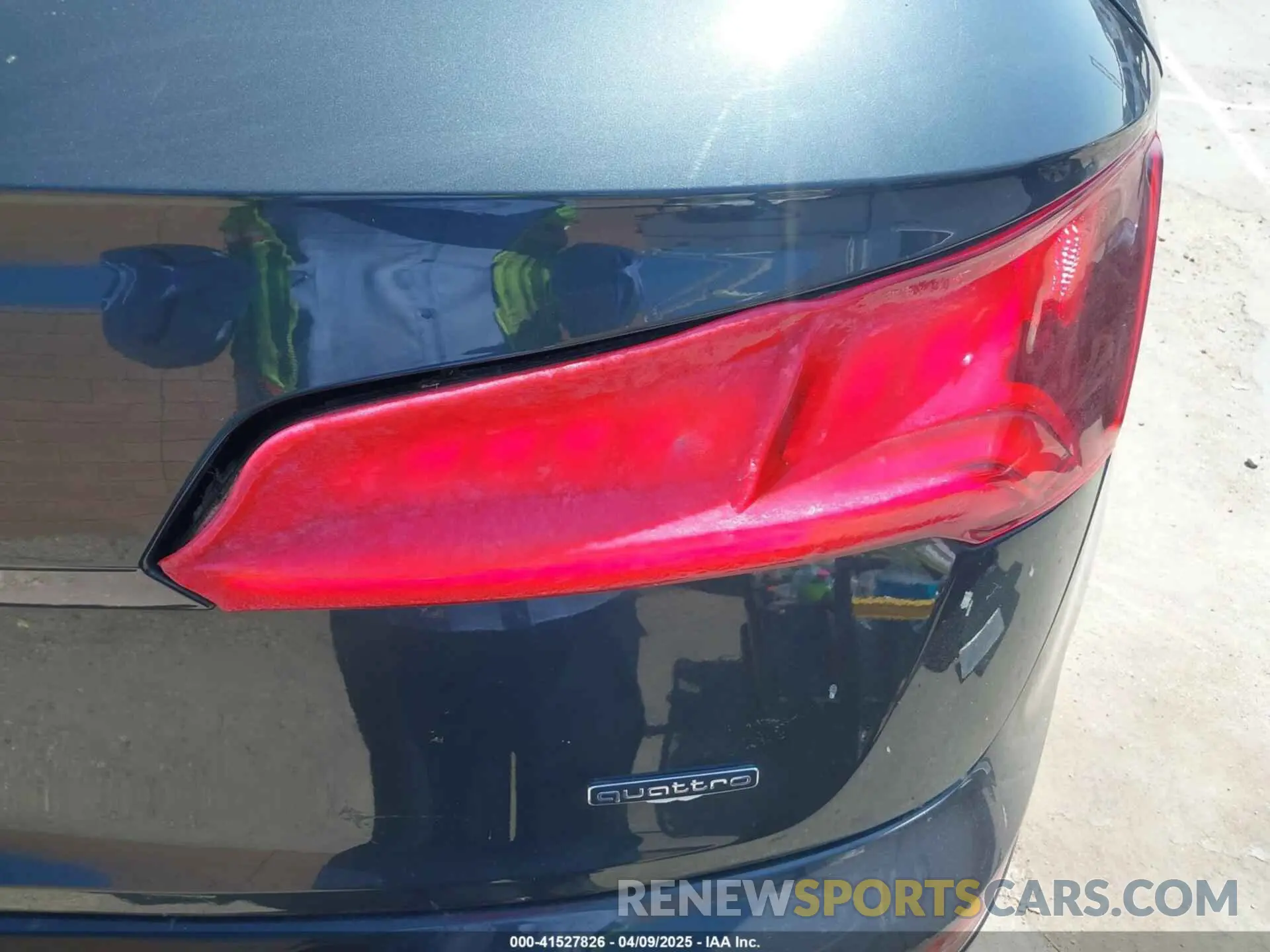12 Photograph of a damaged car WA1ANAFYXK2093555 AUDI Q5 2019