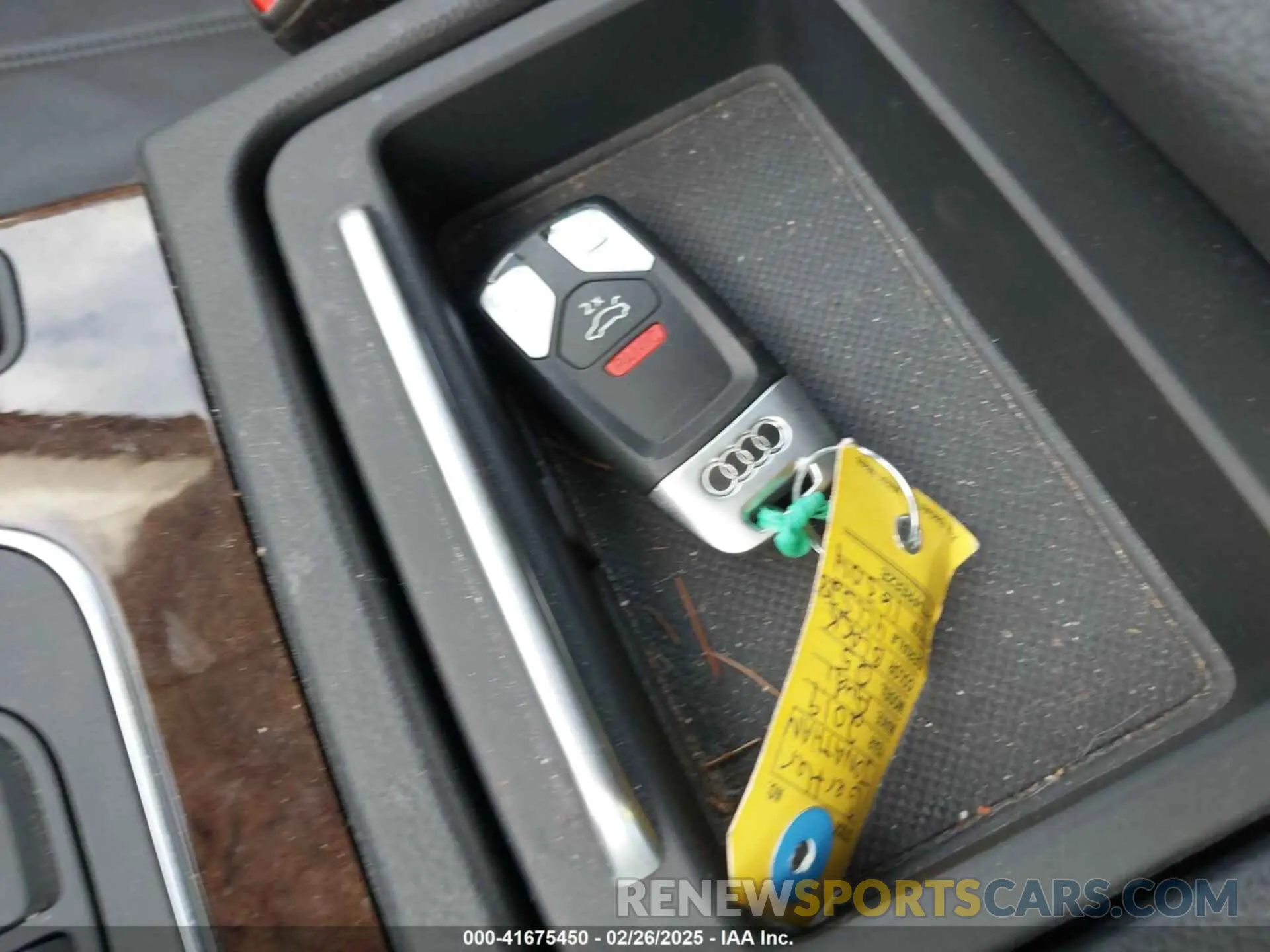 11 Photograph of a damaged car WA1ANAFYXK2098173 AUDI Q5 2019
