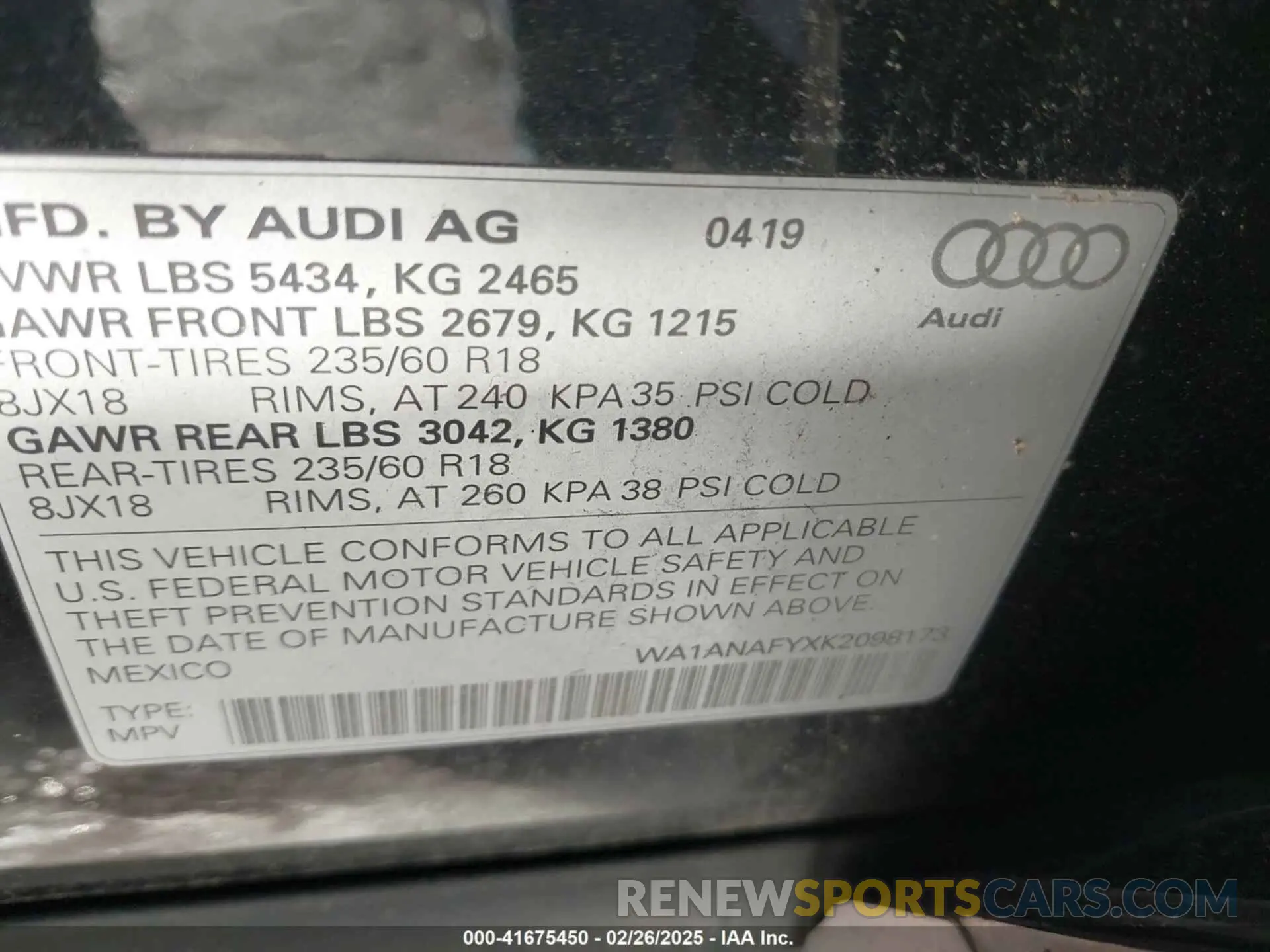 9 Photograph of a damaged car WA1ANAFYXK2098173 AUDI Q5 2019