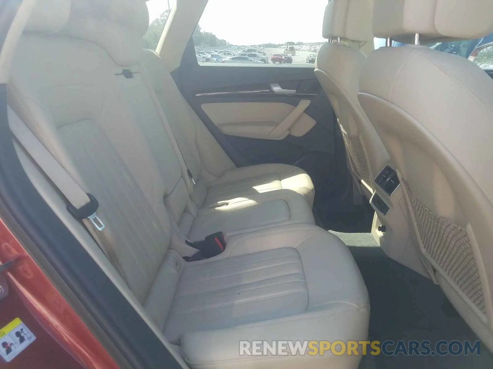 6 Photograph of a damaged car WA1ANAFYXK2107213 AUDI Q5 2019