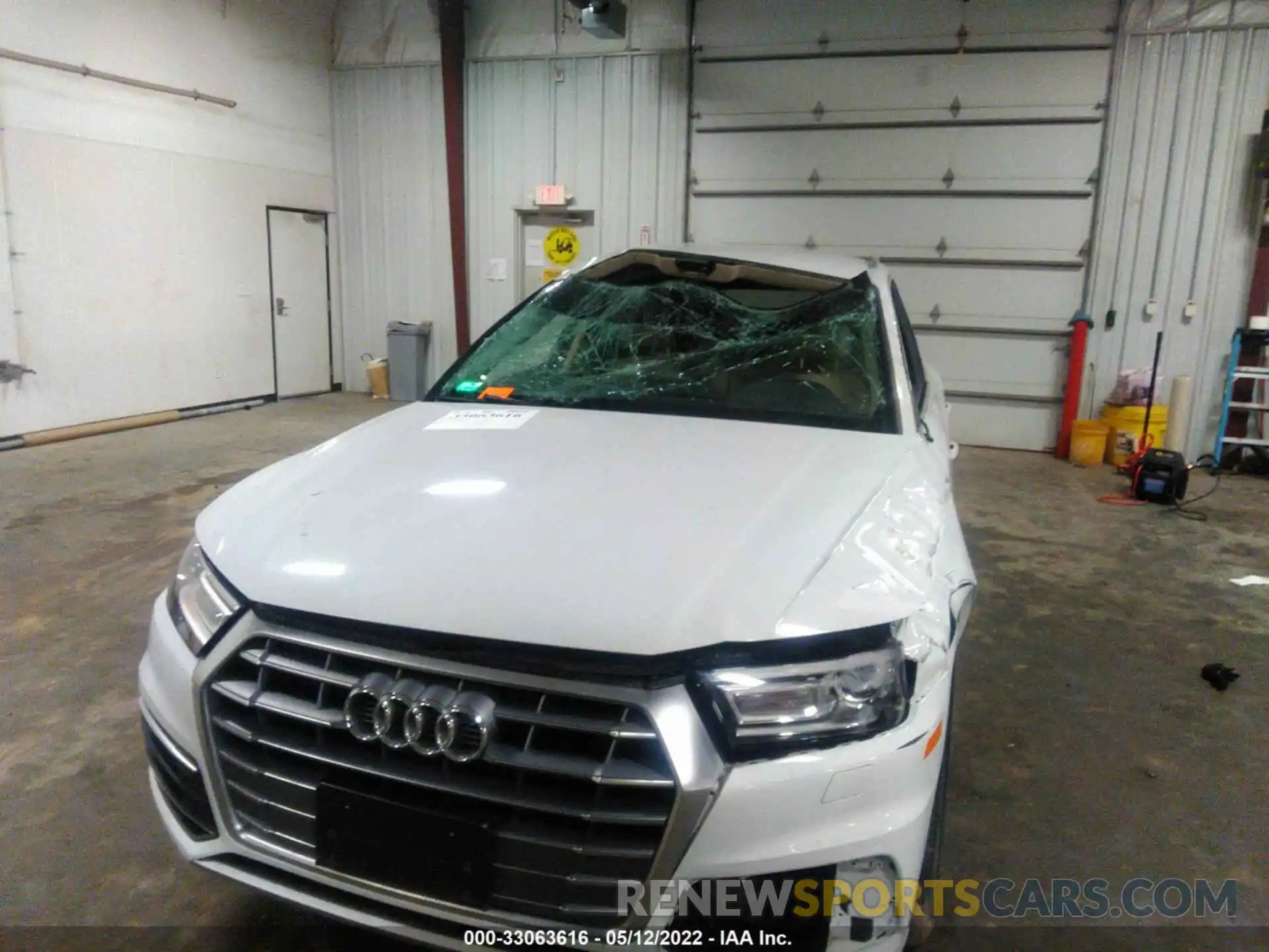 6 Photograph of a damaged car WA1ANAFYXK2118650 AUDI Q5 2019