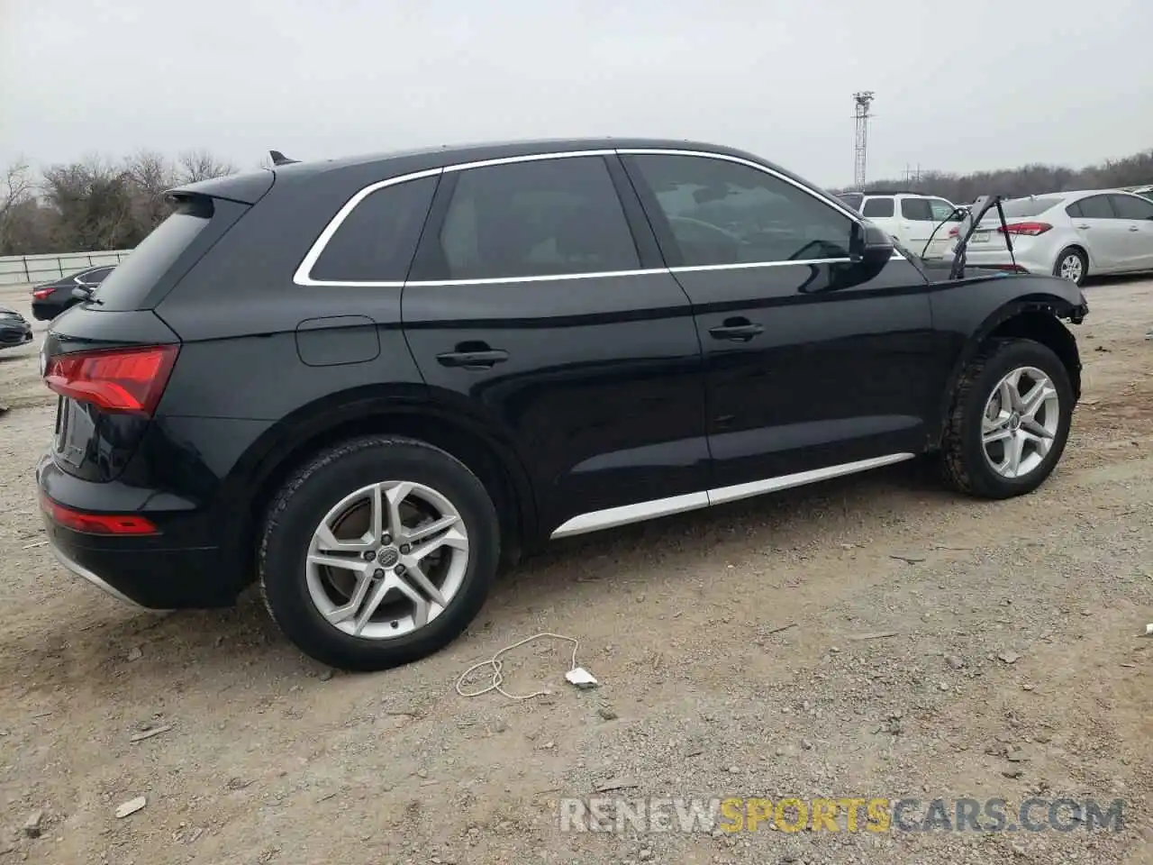 3 Photograph of a damaged car WA1ANAFYXK2126750 AUDI Q5 2019