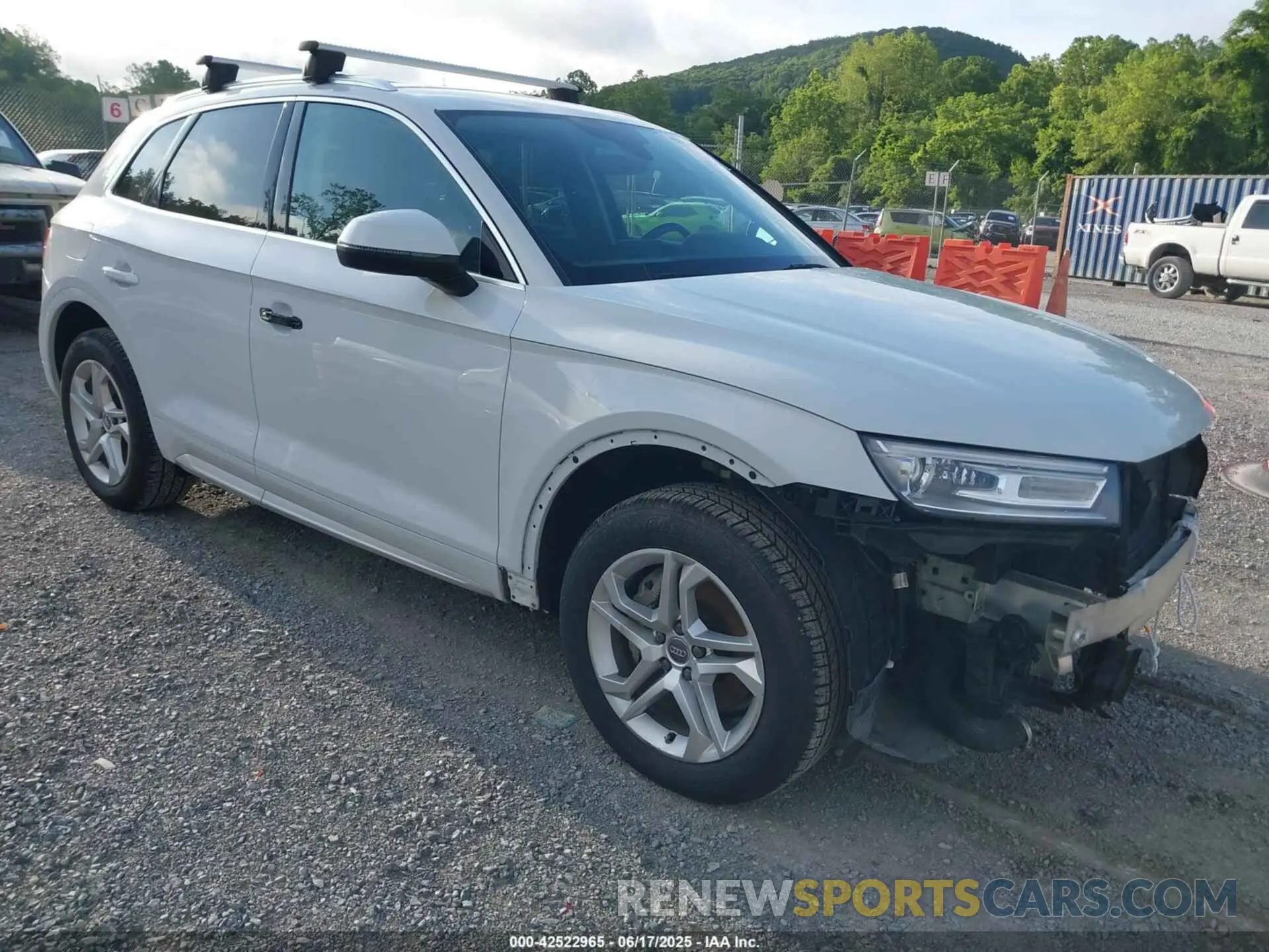 1 Photograph of a damaged car WA1ANAFYXK2126876 AUDI Q5 2019
