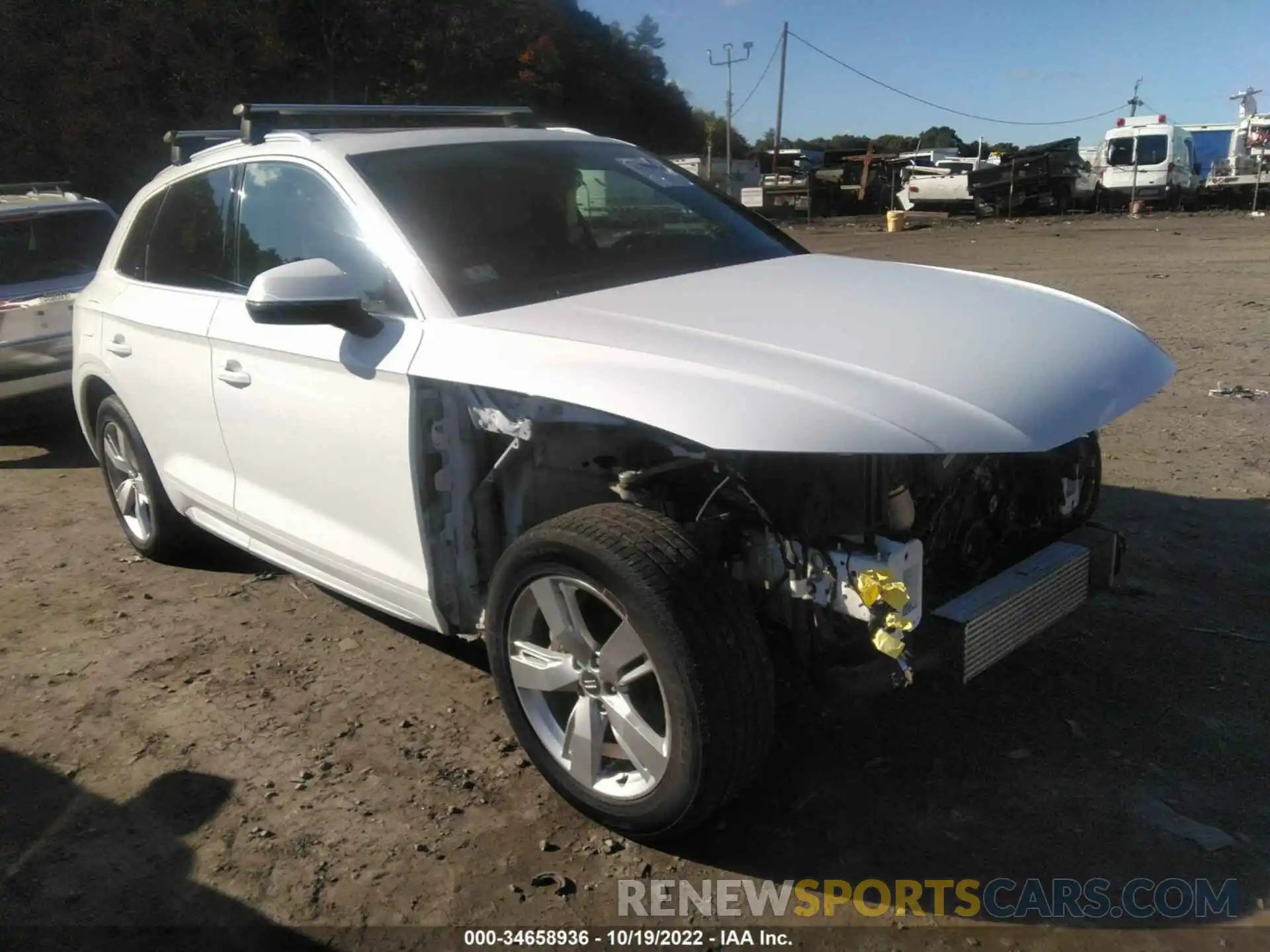 1 Photograph of a damaged car WA1BNAFY0K2016424 AUDI Q5 2019