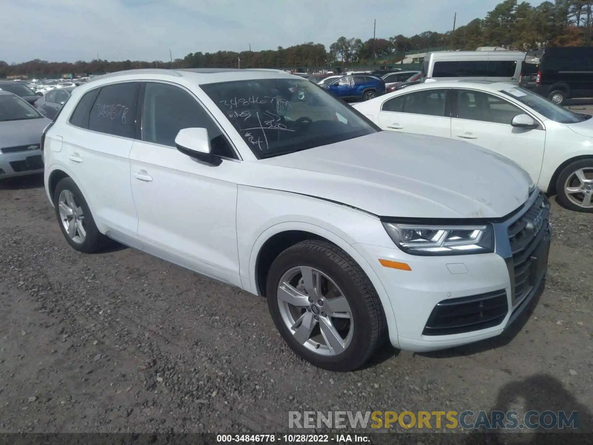 1 Photograph of a damaged car WA1BNAFY0K2019646 AUDI Q5 2019