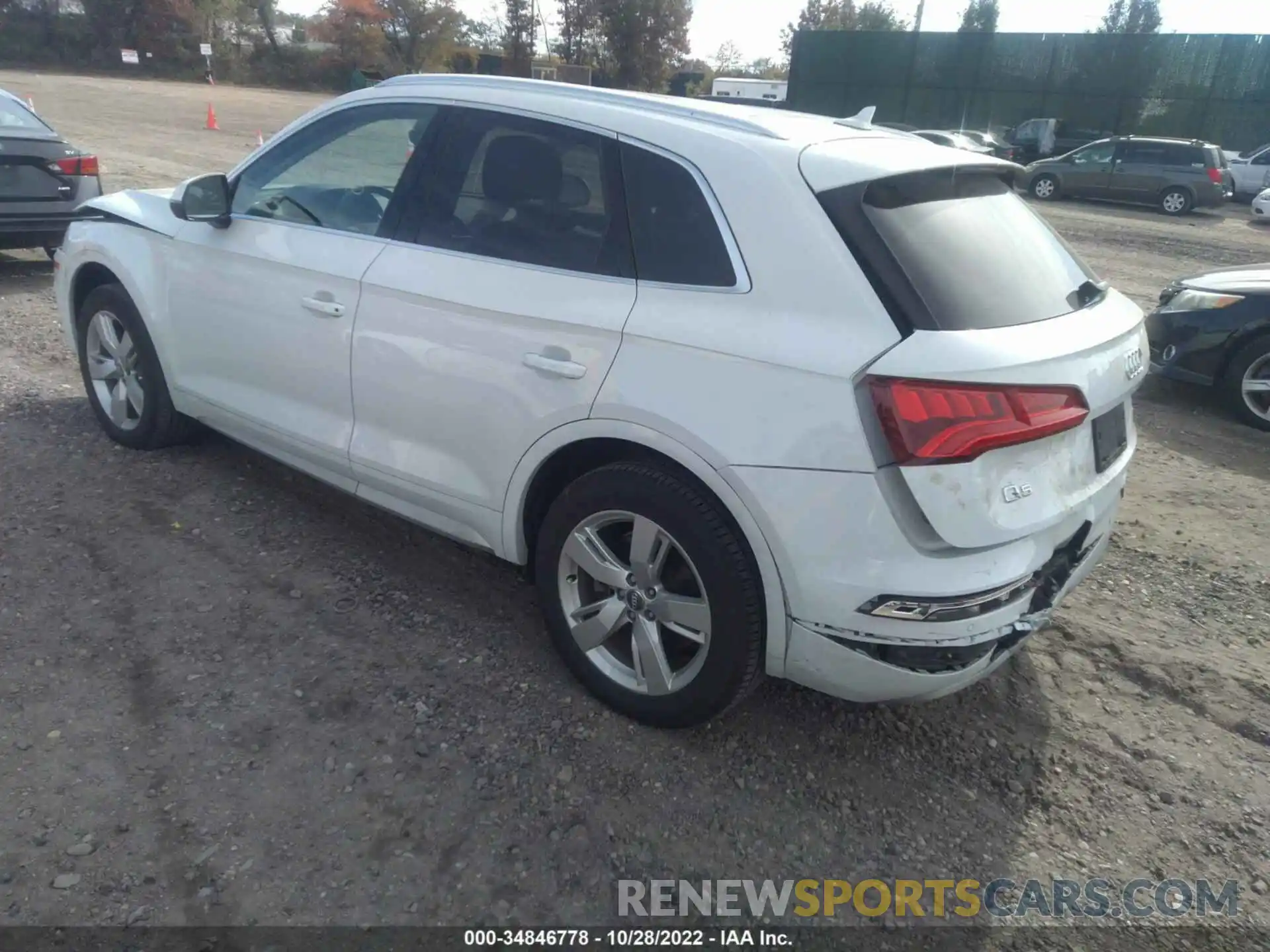 3 Photograph of a damaged car WA1BNAFY0K2019646 AUDI Q5 2019