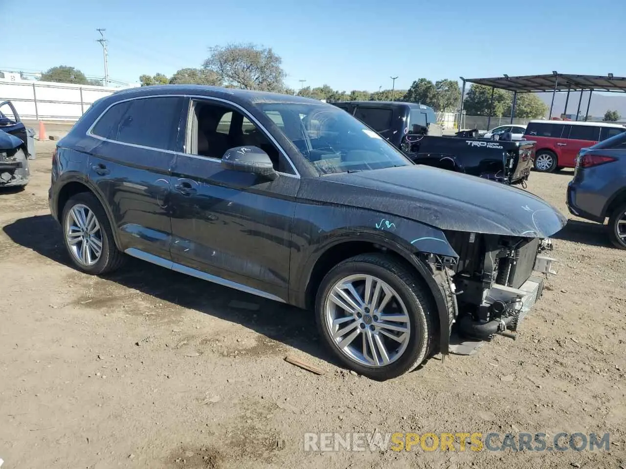 4 Photograph of a damaged car WA1BNAFY0K2025348 AUDI Q5 2019
