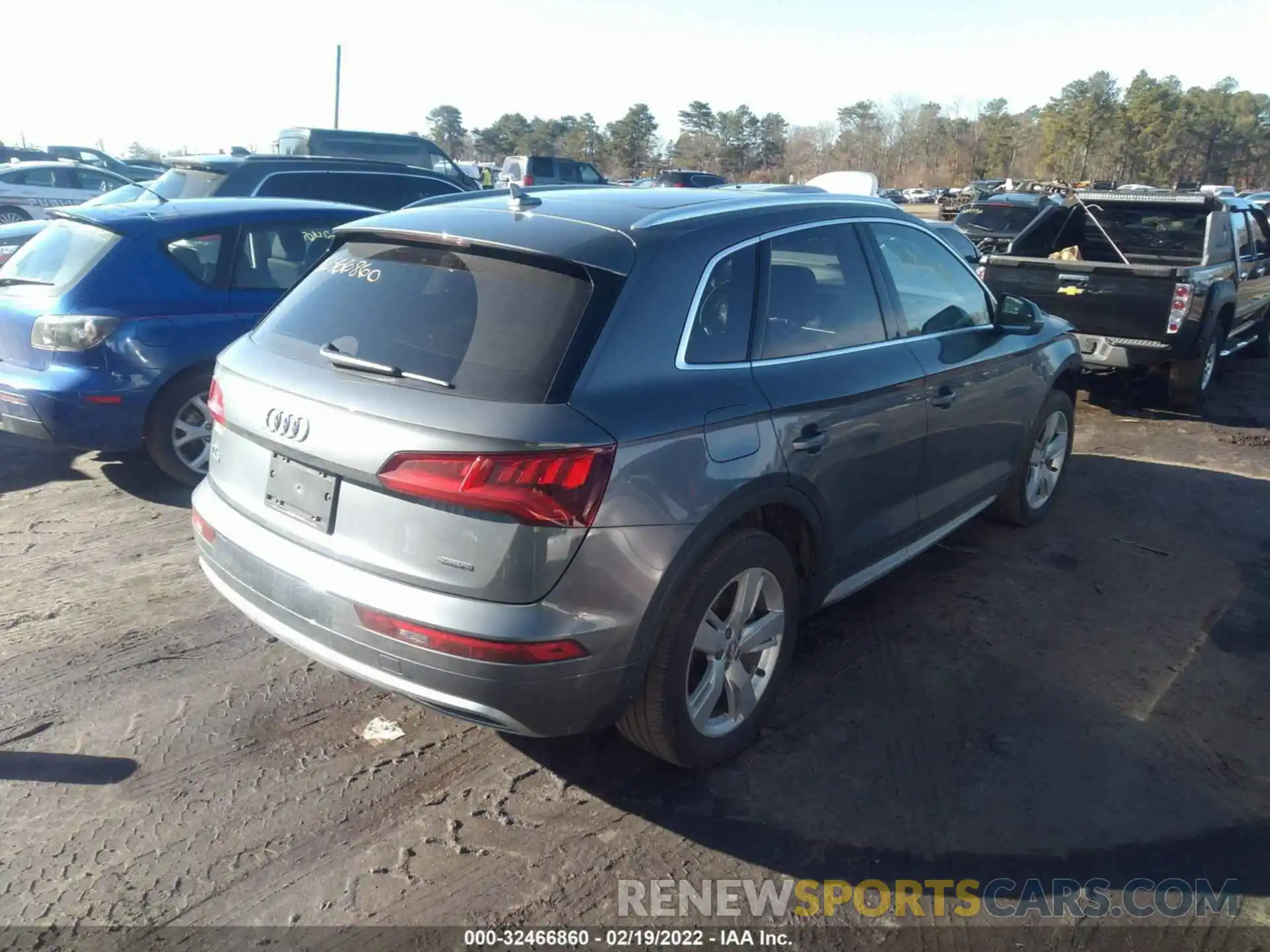 4 Photograph of a damaged car WA1BNAFY0K2045809 AUDI Q5 2019