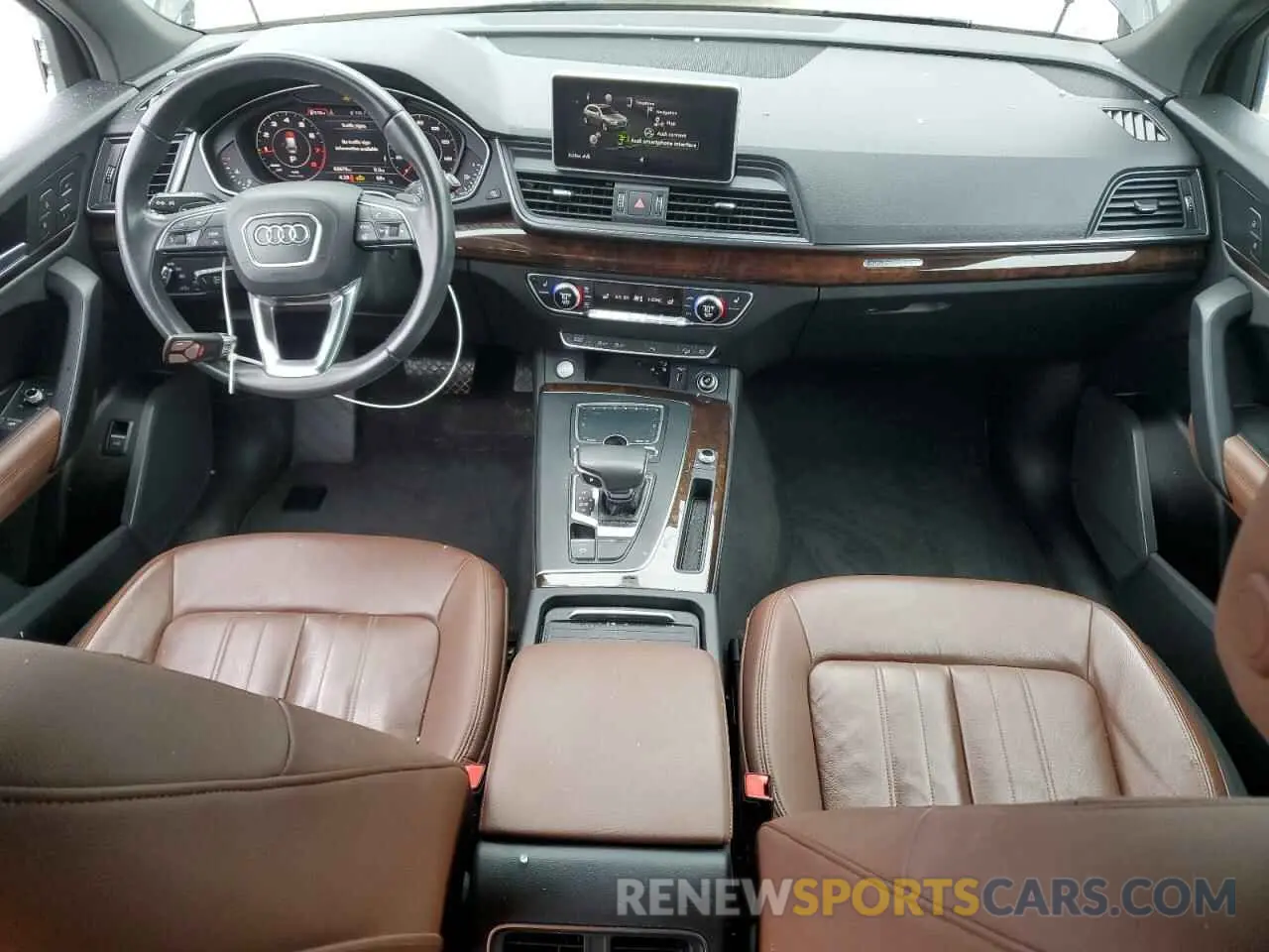 8 Photograph of a damaged car WA1BNAFY0K2055370 AUDI Q5 2019