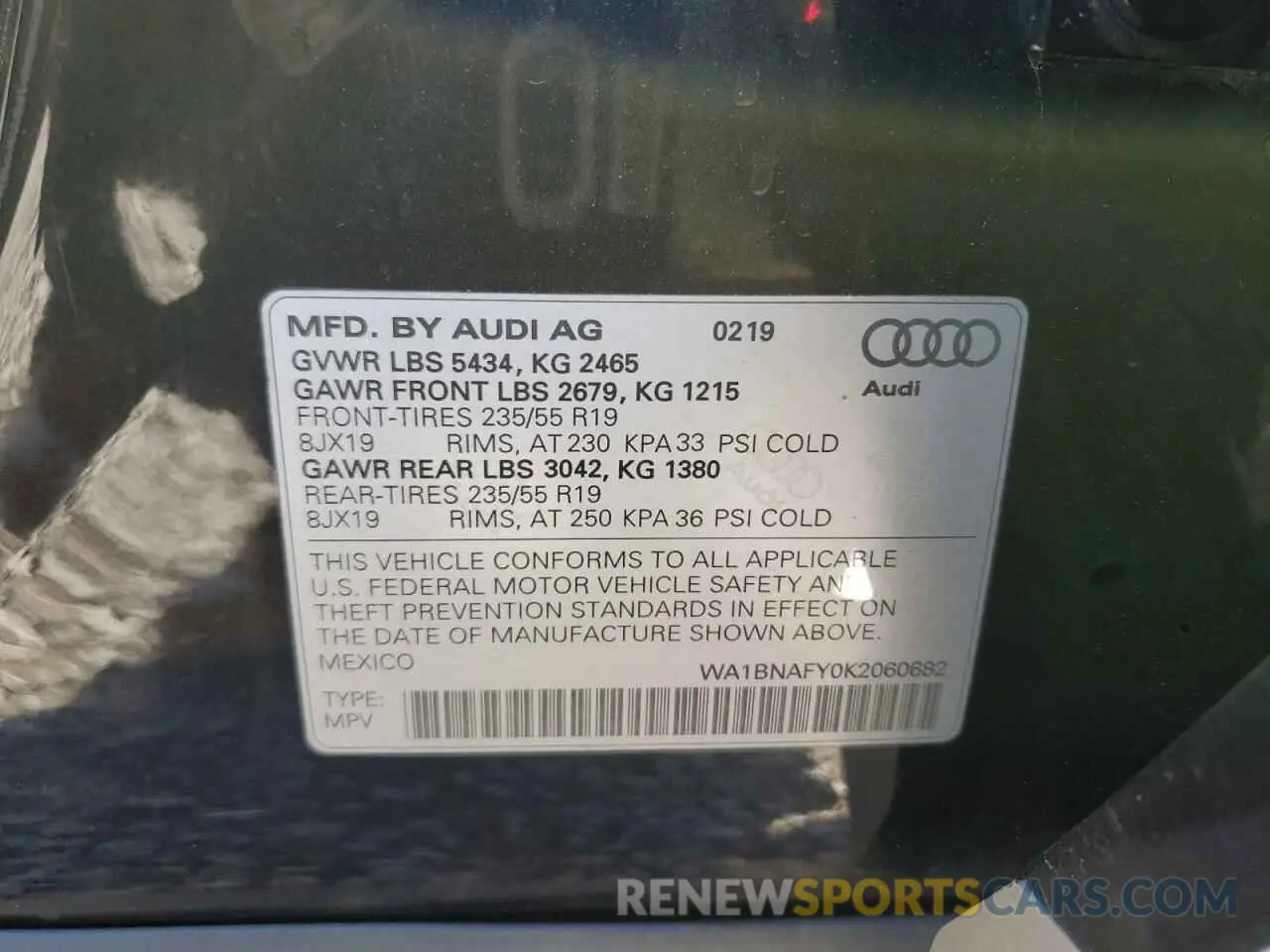 13 Photograph of a damaged car WA1BNAFY0K2060682 AUDI Q5 2019