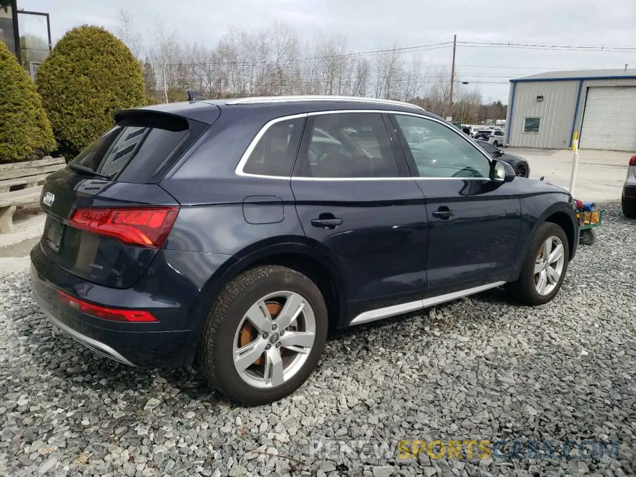 3 Photograph of a damaged car WA1BNAFY0K2065008 AUDI Q5 2019