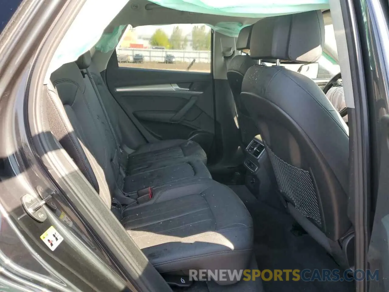 11 Photograph of a damaged car WA1BNAFY0K2067342 AUDI Q5 2019