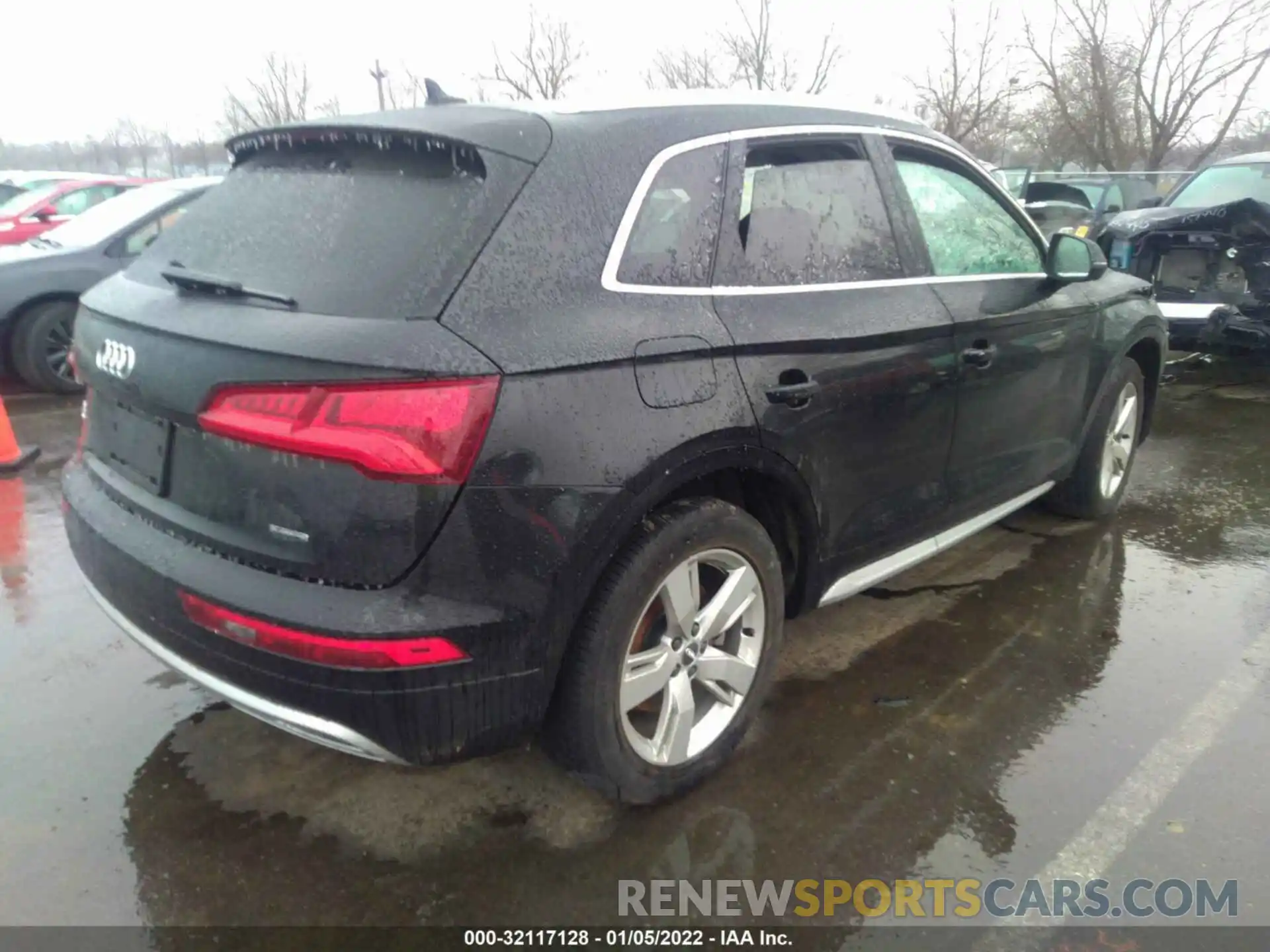 4 Photograph of a damaged car WA1BNAFY0K2105216 AUDI Q5 2019