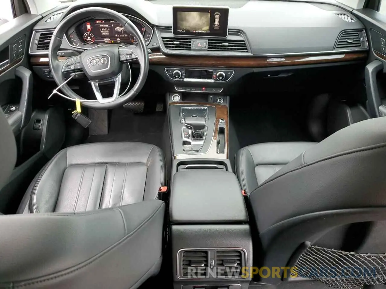 8 Photograph of a damaged car WA1BNAFY0K2132416 AUDI Q5 2019