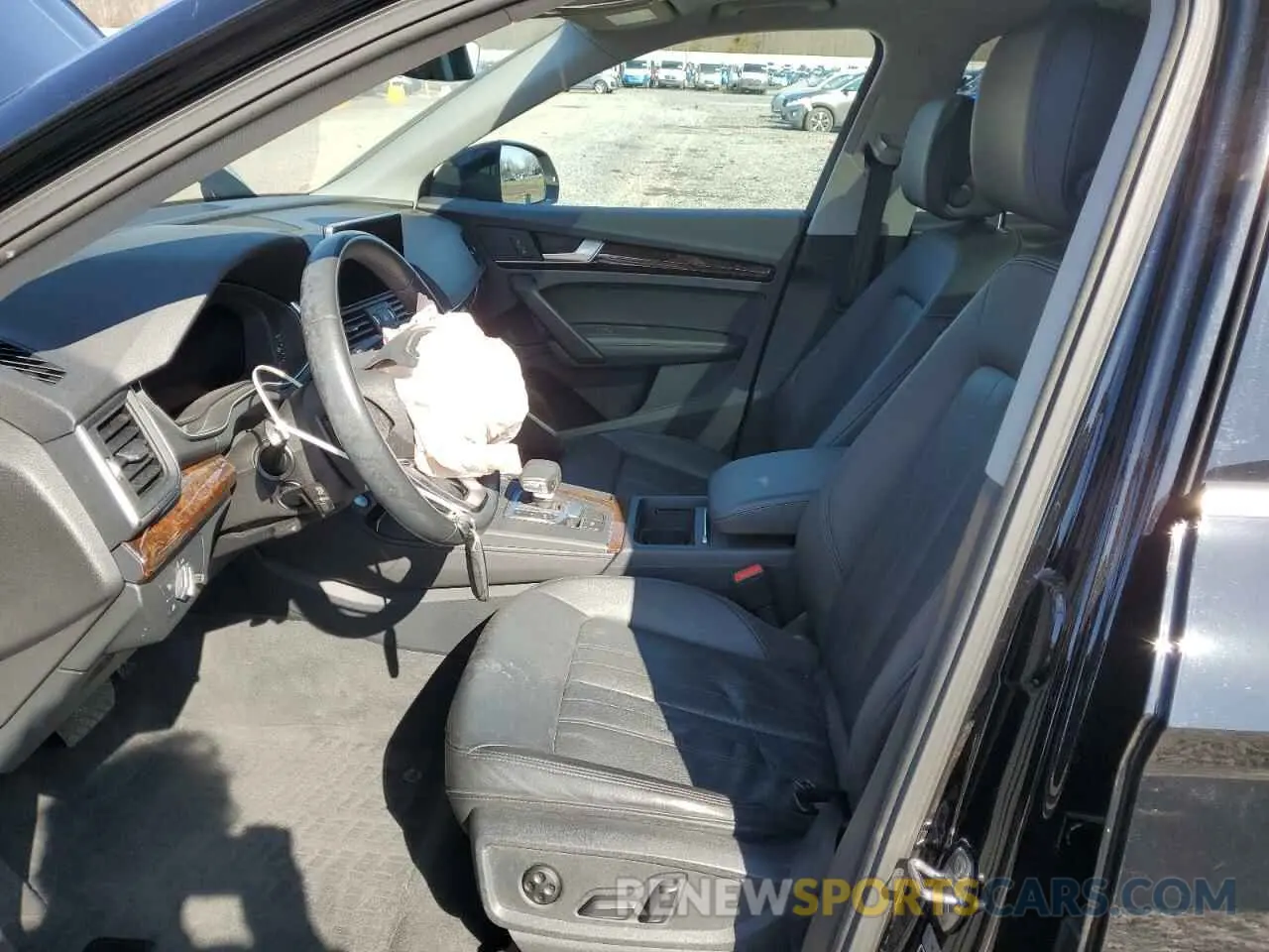 7 Photograph of a damaged car WA1BNAFY1K2020465 AUDI Q5 2019