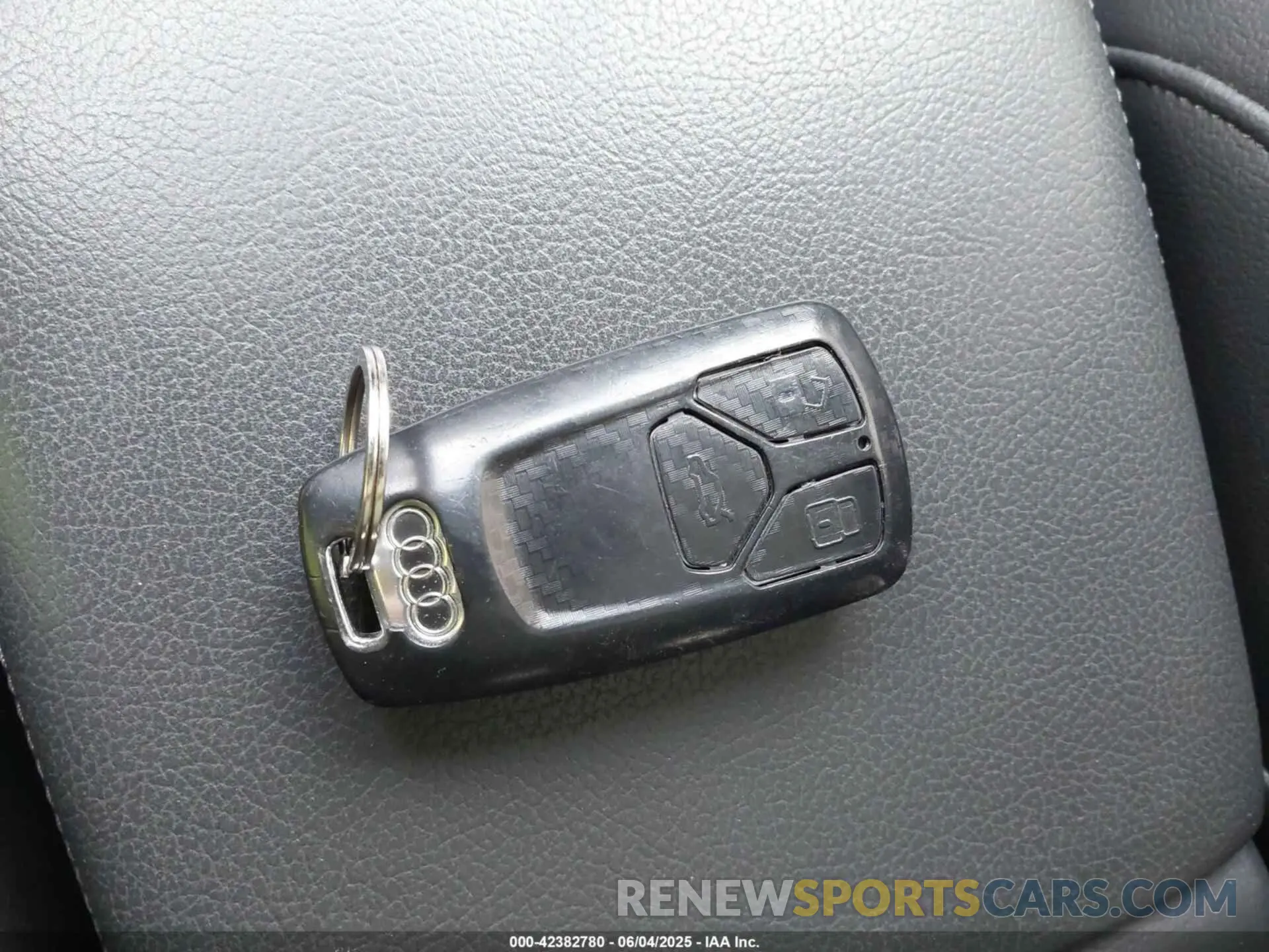 11 Photograph of a damaged car WA1BNAFY1K2021440 AUDI Q5 2019
