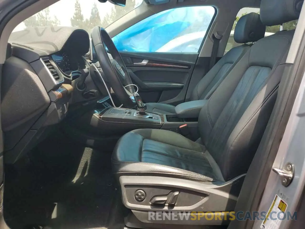 7 Photograph of a damaged car WA1BNAFY1K2027920 AUDI Q5 2019