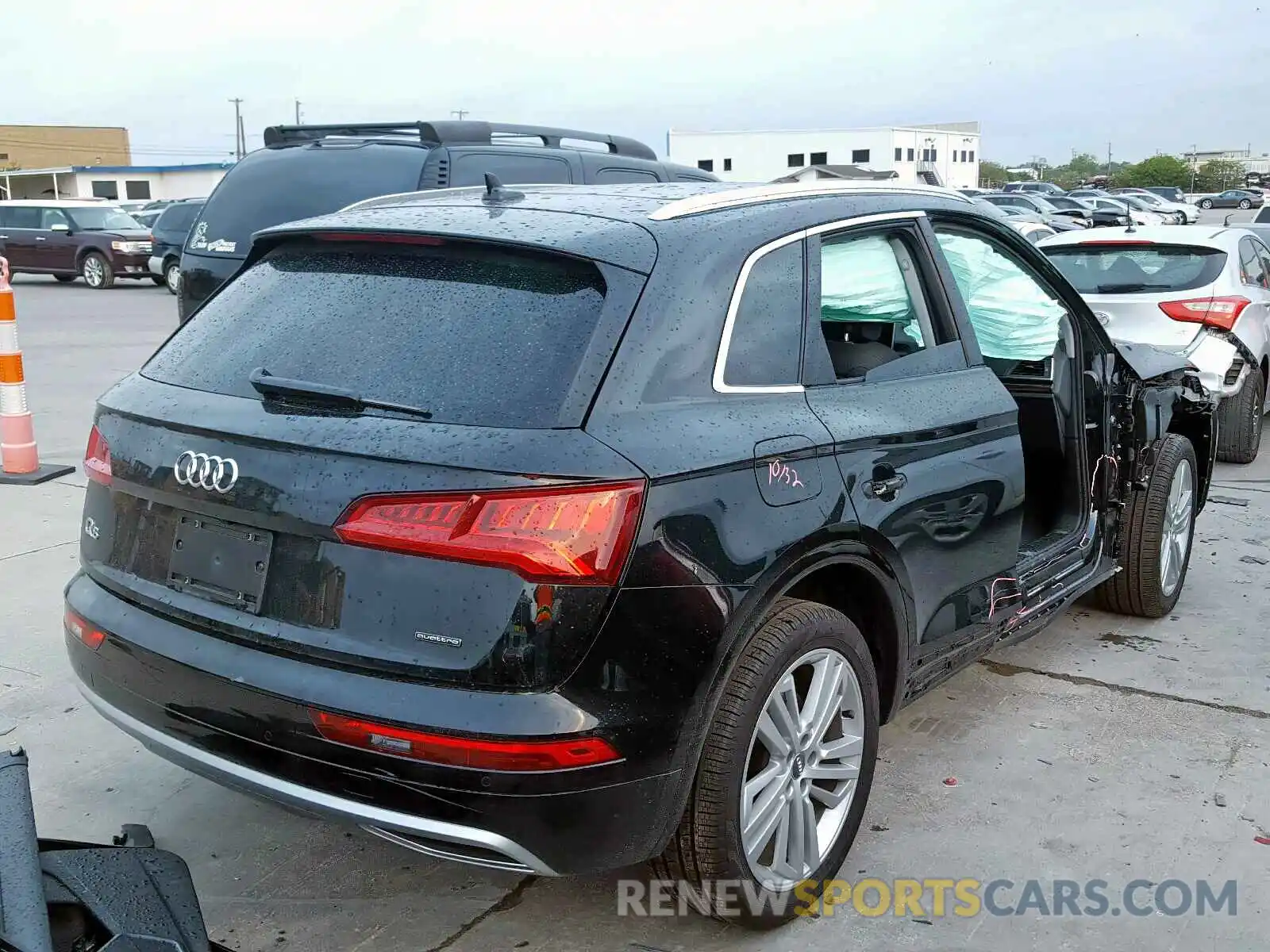 4 Photograph of a damaged car WA1BNAFY1K2075854 AUDI Q5 2019