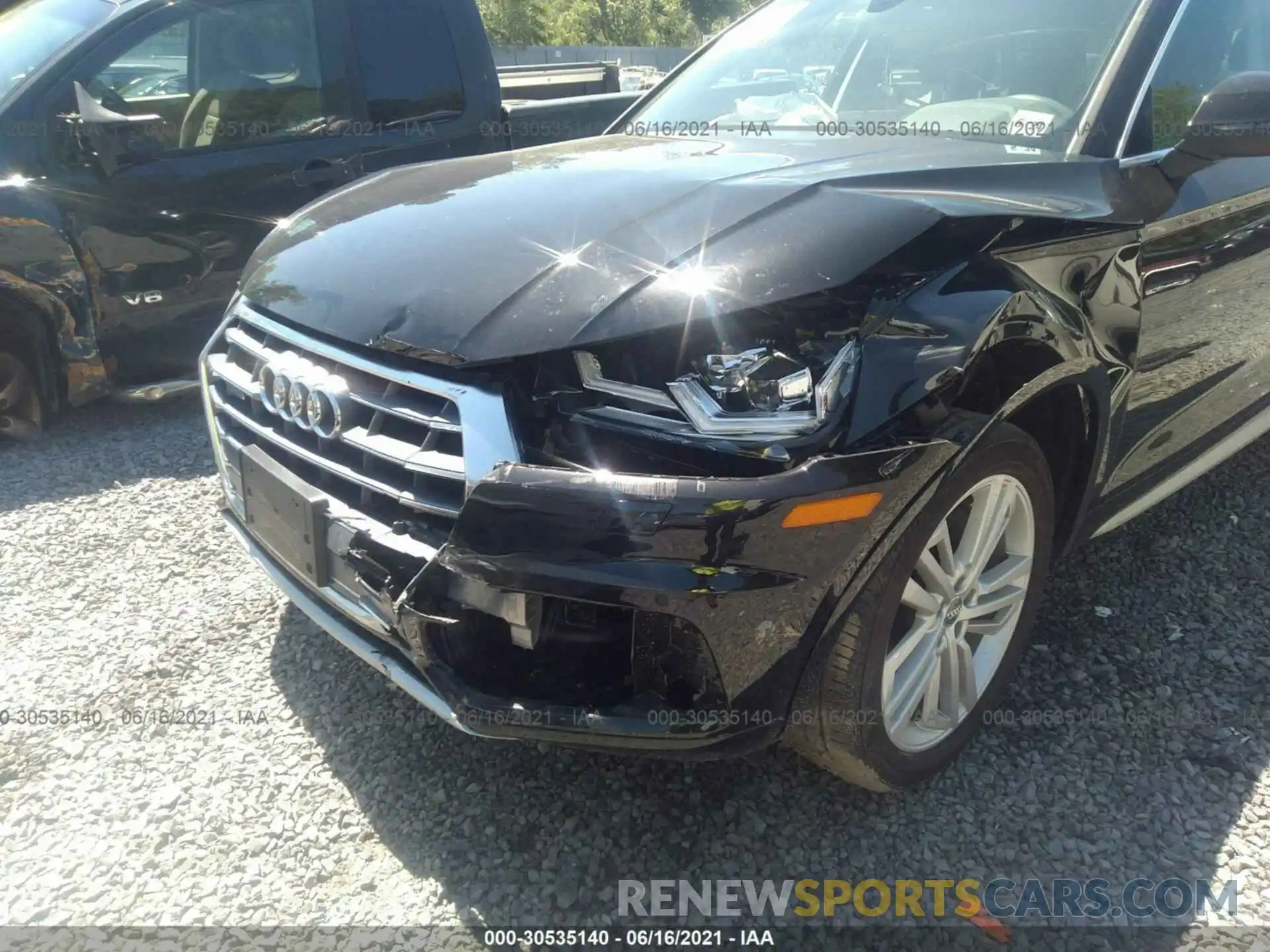 6 Photograph of a damaged car WA1BNAFY1K2085333 AUDI Q5 2019