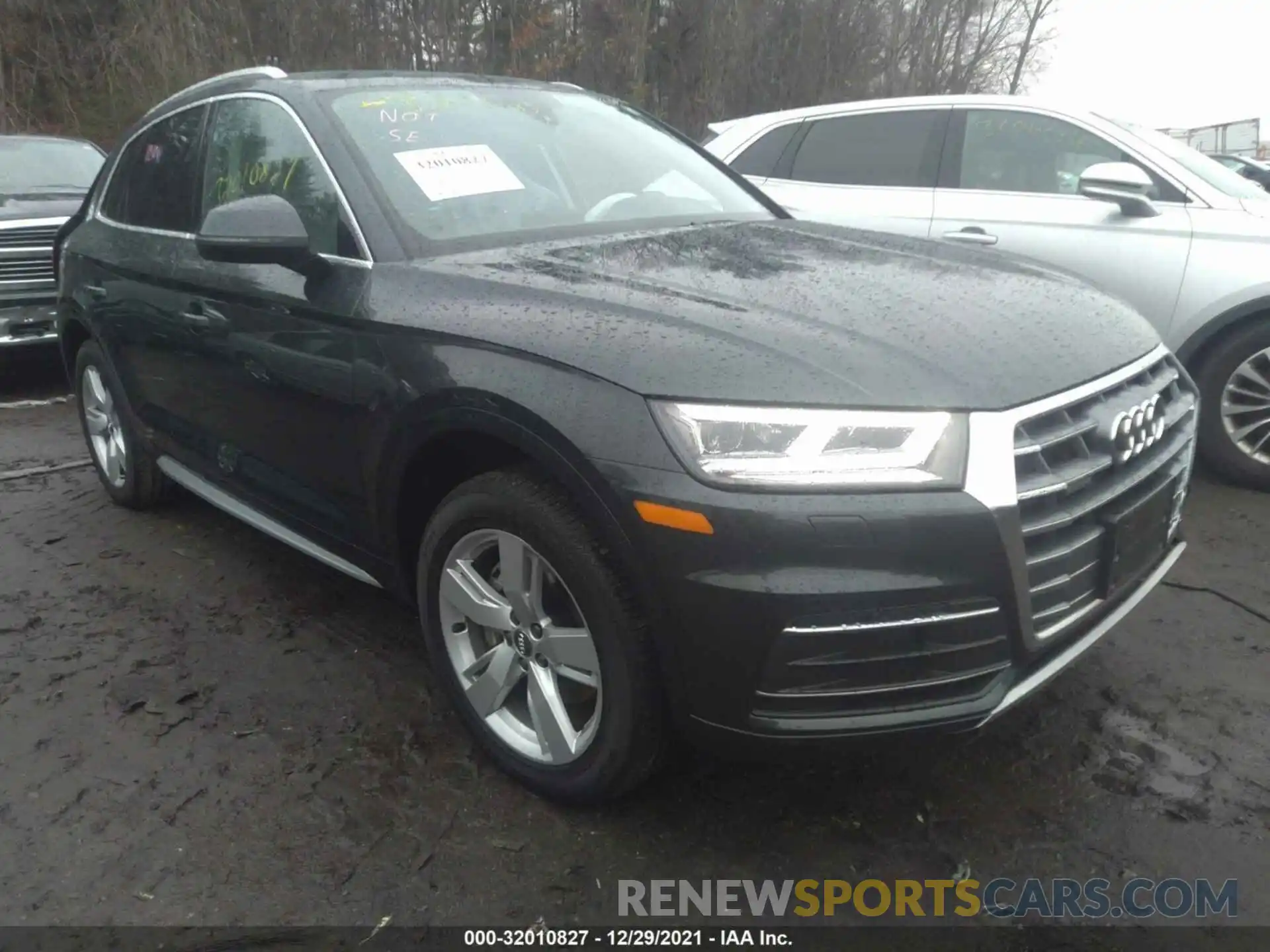 1 Photograph of a damaged car WA1BNAFY1K2126785 AUDI Q5 2019