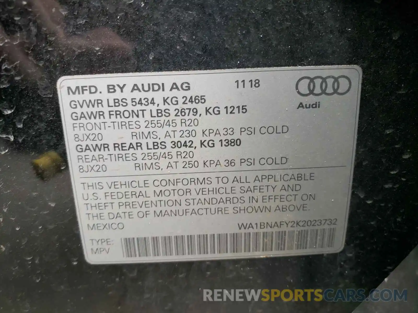 10 Photograph of a damaged car WA1BNAFY2K2023732 AUDI Q5 2019