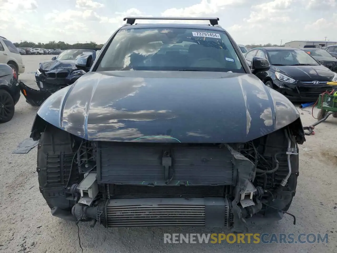 5 Photograph of a damaged car WA1BNAFY2K2035525 AUDI Q5 2019