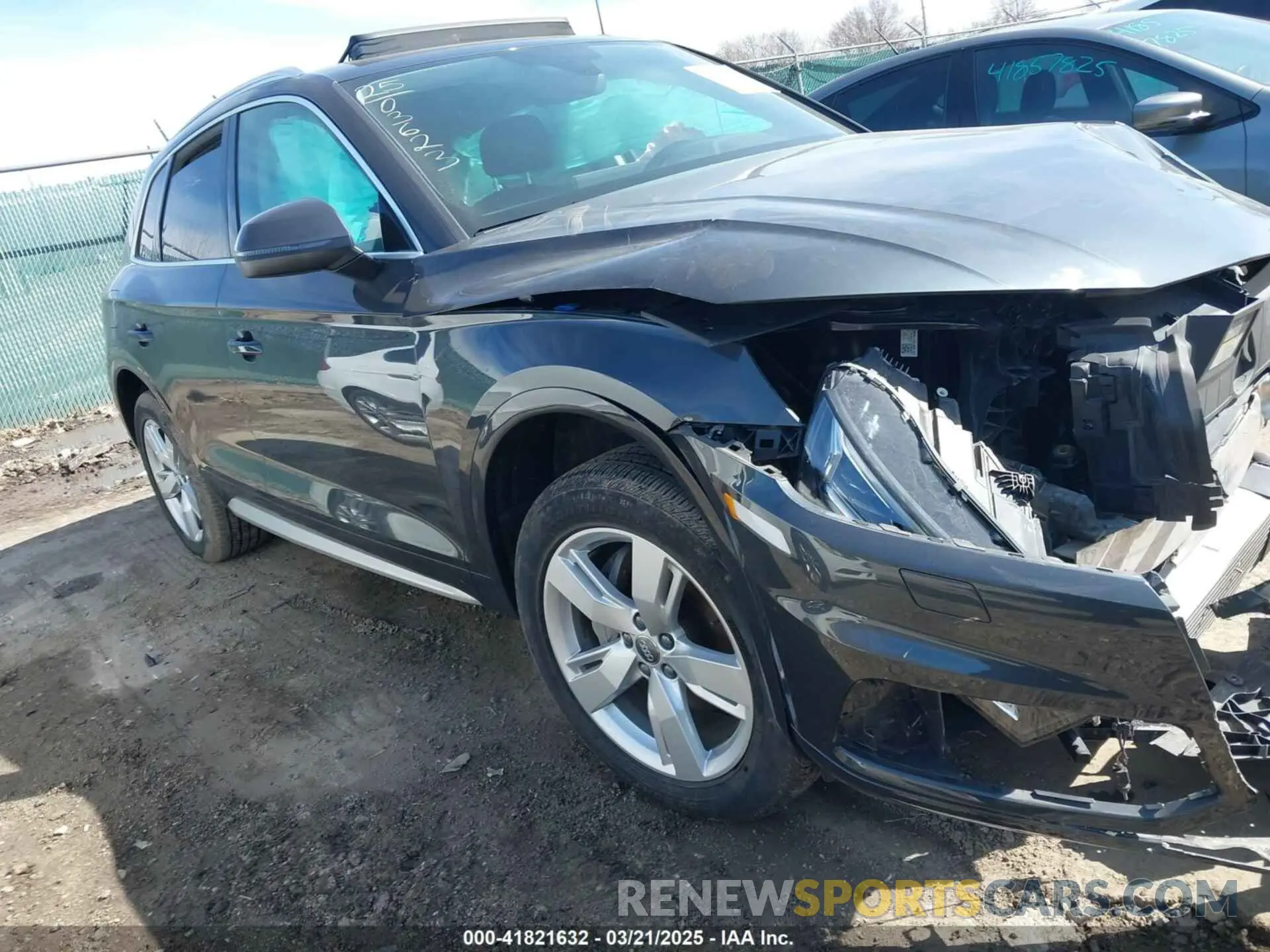 13 Photograph of a damaged car WA1BNAFY2K2047934 AUDI Q5 2019