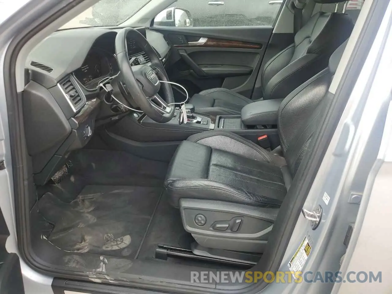 7 Photograph of a damaged car WA1BNAFY2K2049246 AUDI Q5 2019