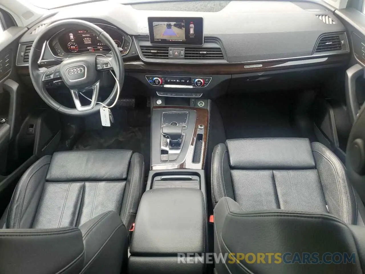 8 Photograph of a damaged car WA1BNAFY2K2049246 AUDI Q5 2019