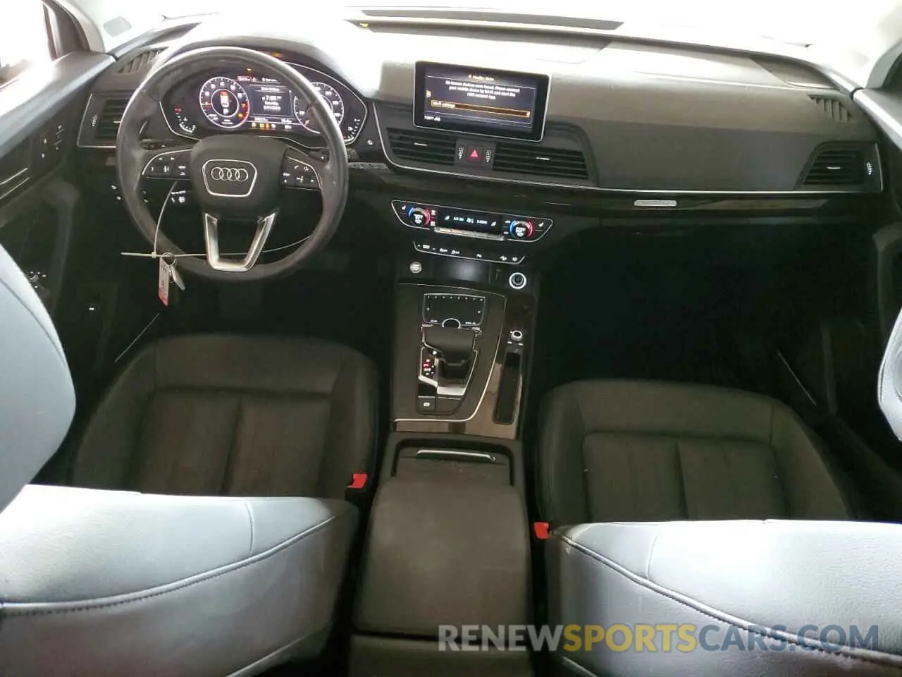 8 Photograph of a damaged car WA1BNAFY2K2076284 AUDI Q5 2019