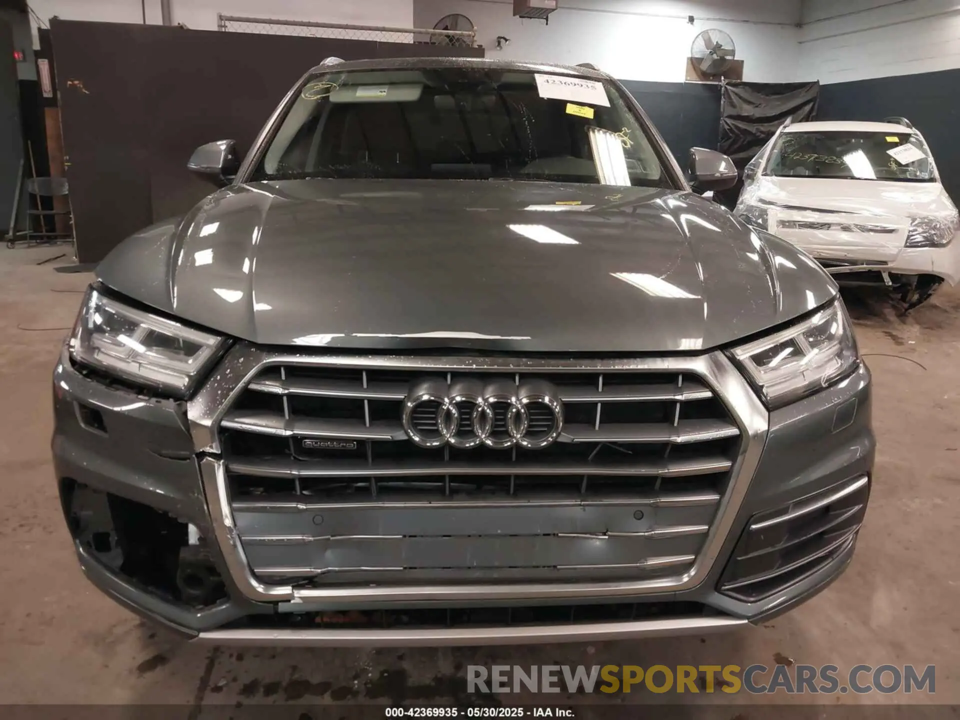 12 Photograph of a damaged car WA1BNAFY2K2116508 AUDI Q5 2019