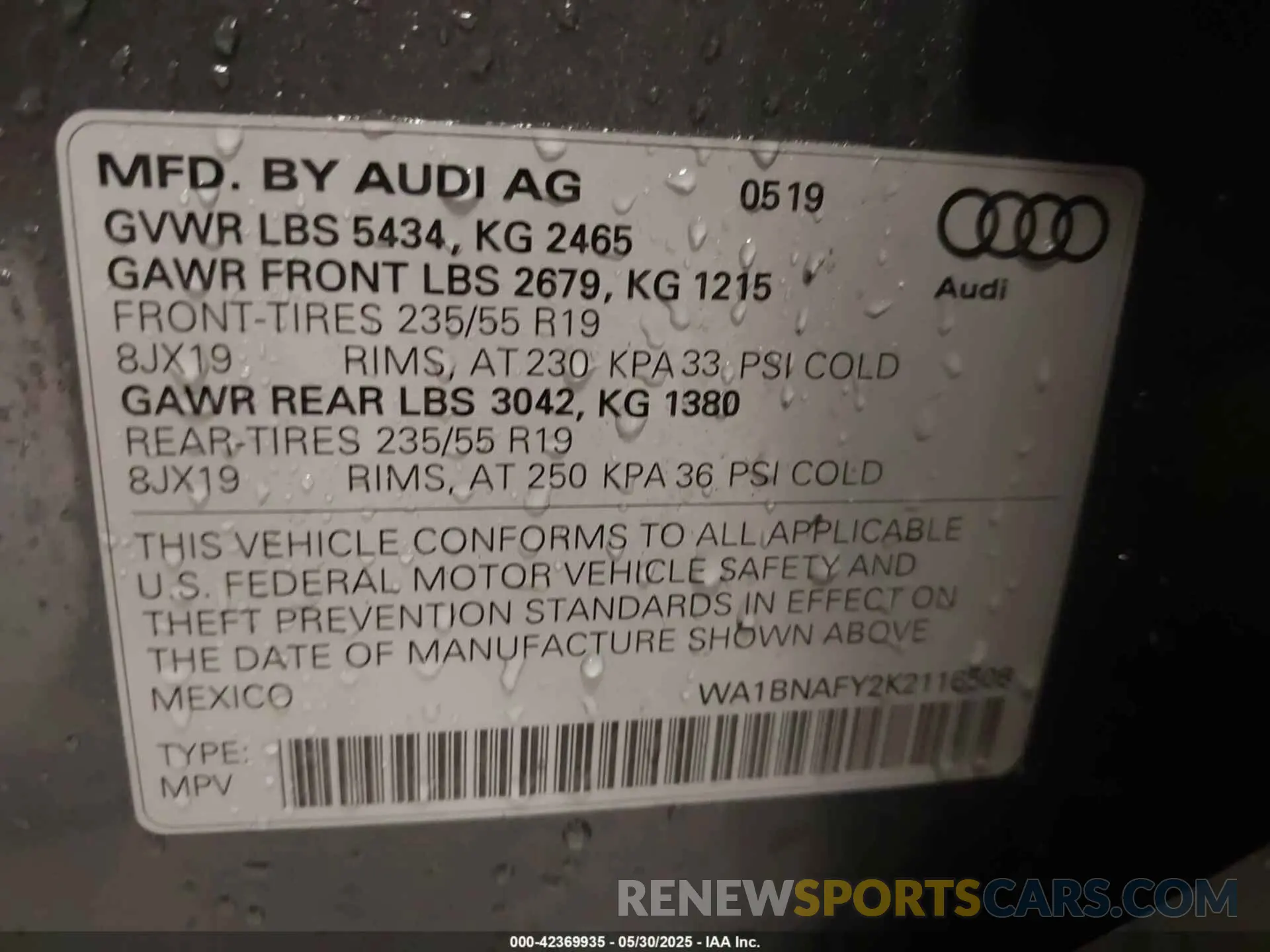 9 Photograph of a damaged car WA1BNAFY2K2116508 AUDI Q5 2019