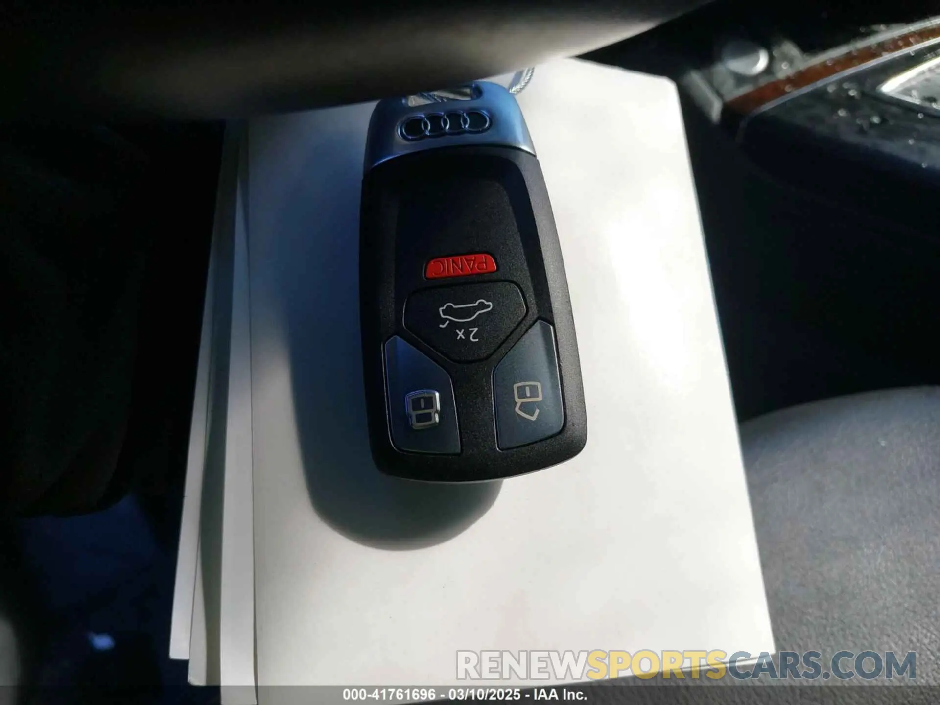 11 Photograph of a damaged car WA1BNAFY2K2120476 AUDI Q5 2019