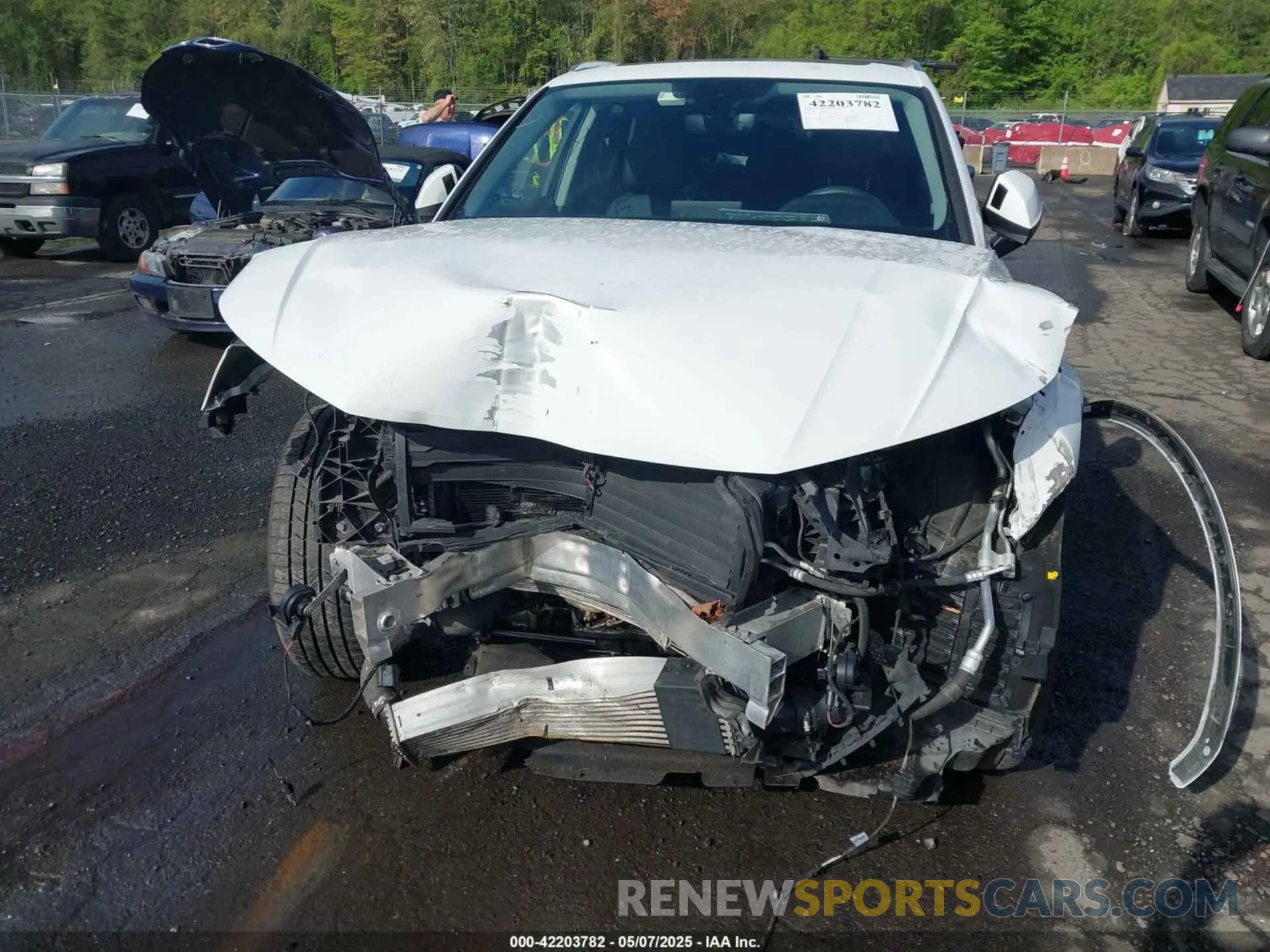 13 Photograph of a damaged car WA1BNAFY2K2128903 AUDI Q5 2019