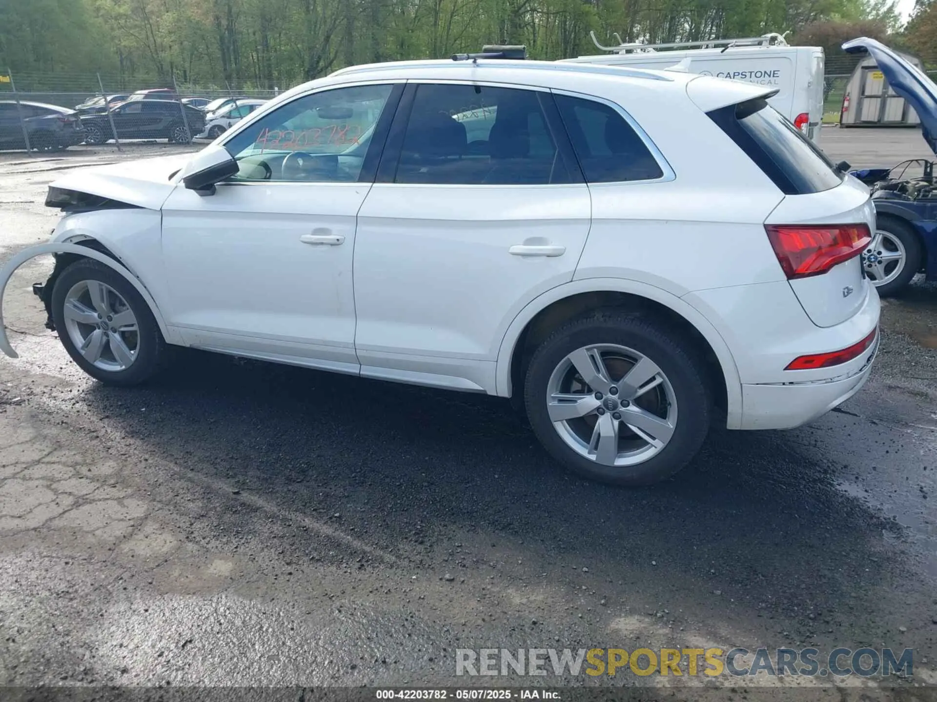 15 Photograph of a damaged car WA1BNAFY2K2128903 AUDI Q5 2019