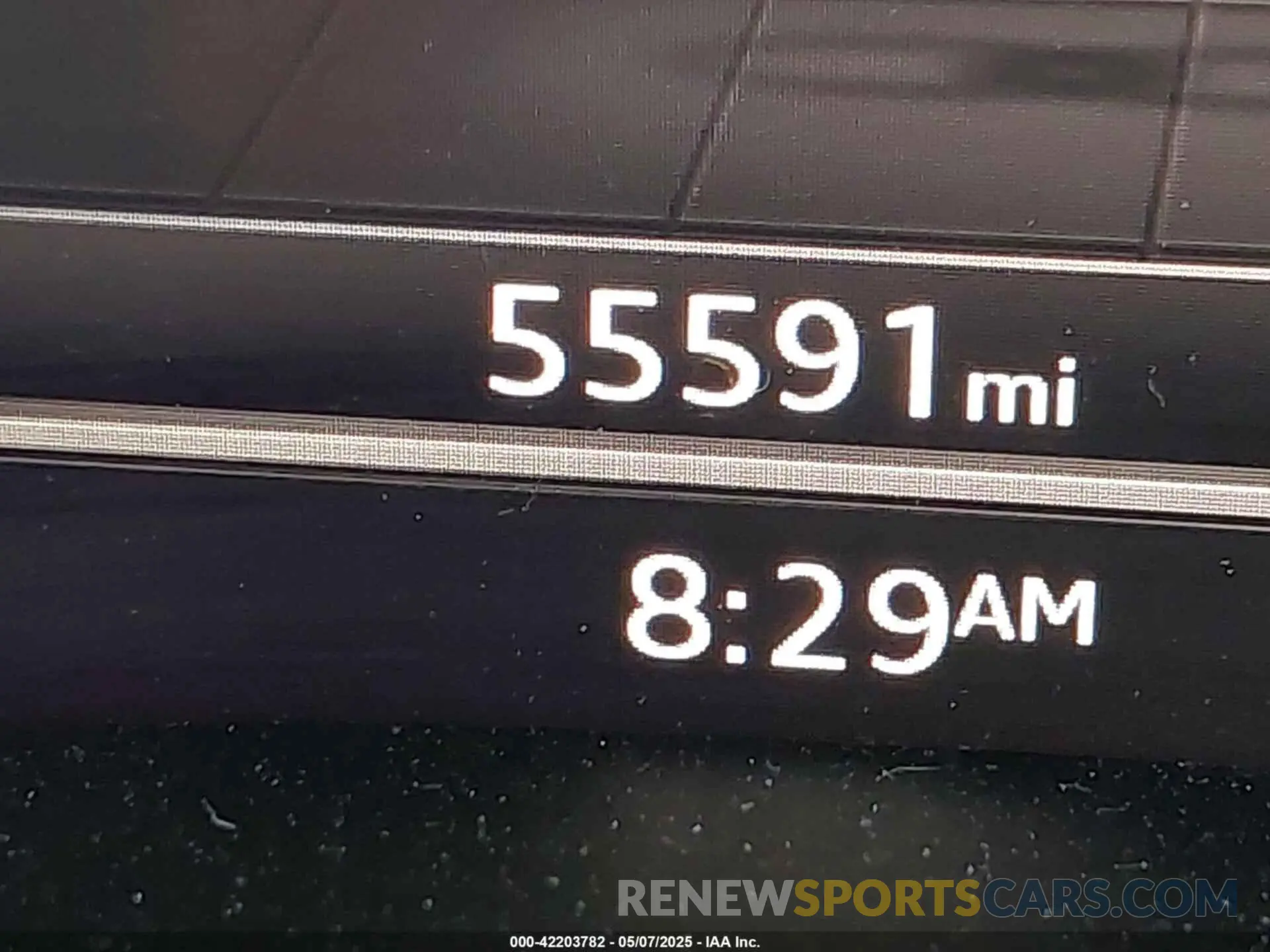 16 Photograph of a damaged car WA1BNAFY2K2128903 AUDI Q5 2019