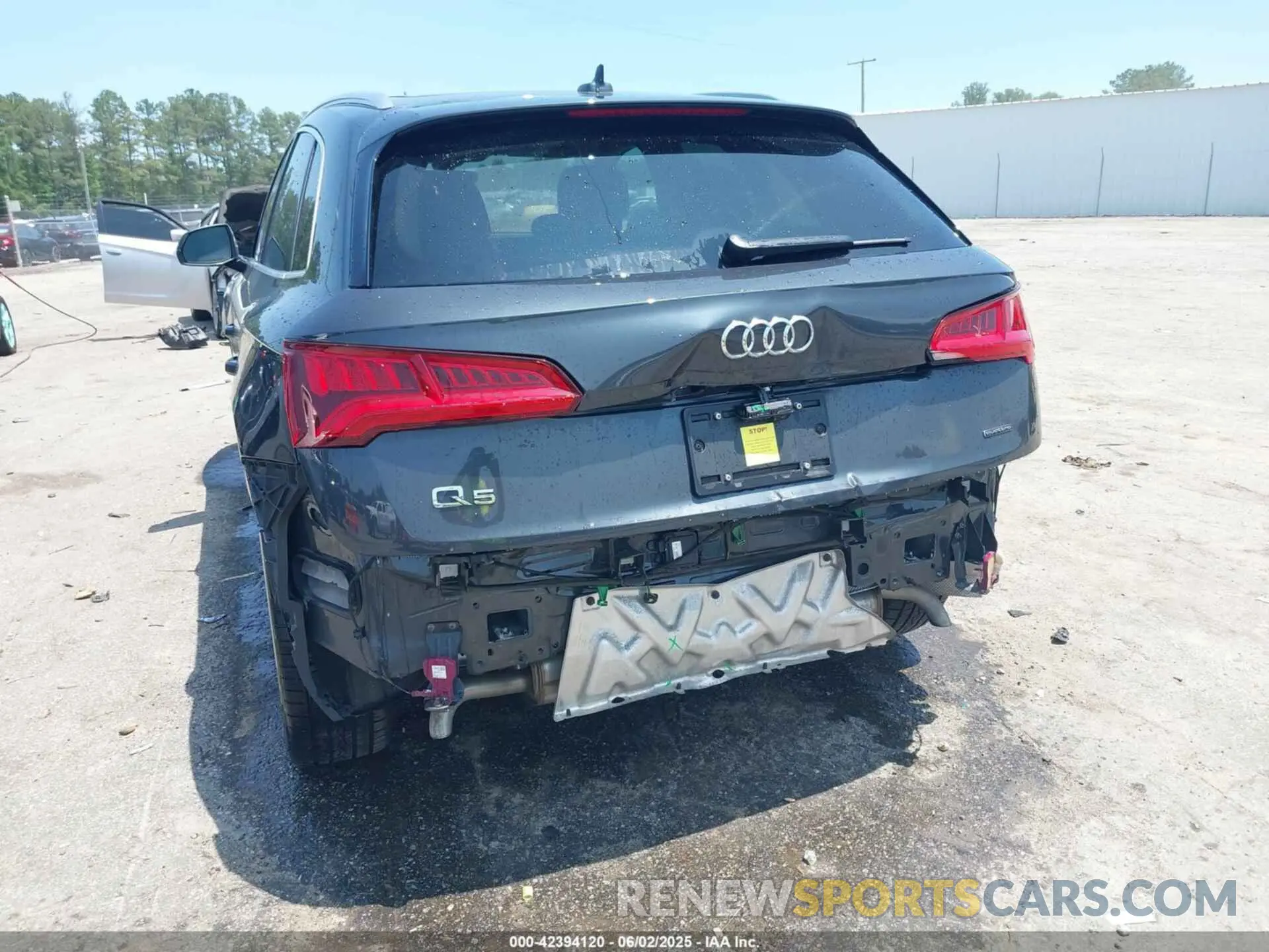 6 Photograph of a damaged car WA1BNAFY2K2136919 AUDI Q5 2019