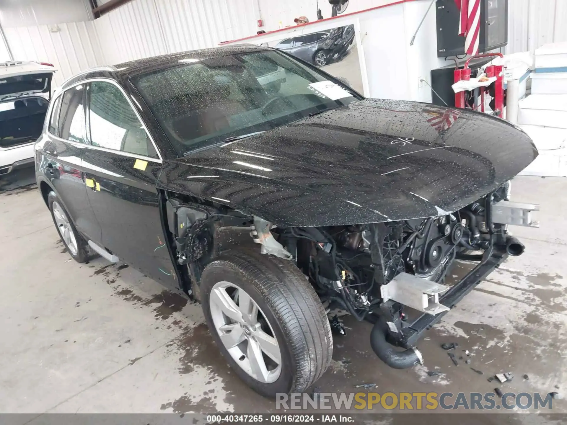 1 Photograph of a damaged car WA1BNAFY2K2144759 AUDI Q5 2019