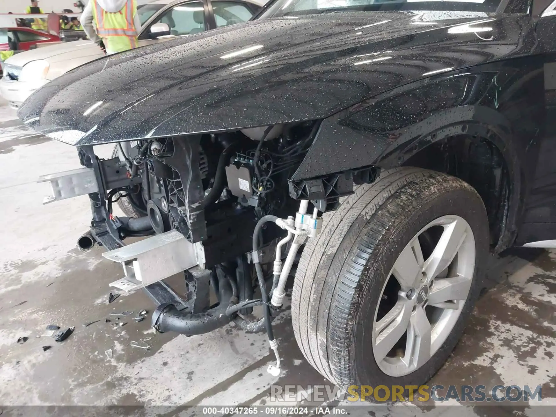 18 Photograph of a damaged car WA1BNAFY2K2144759 AUDI Q5 2019