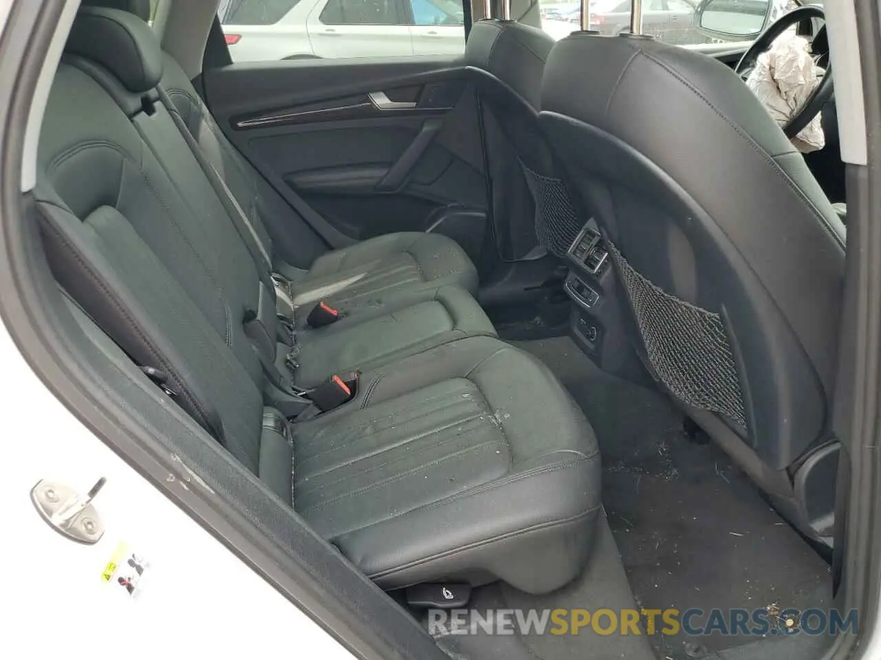 11 Photograph of a damaged car WA1BNAFY3K2028356 AUDI Q5 2019