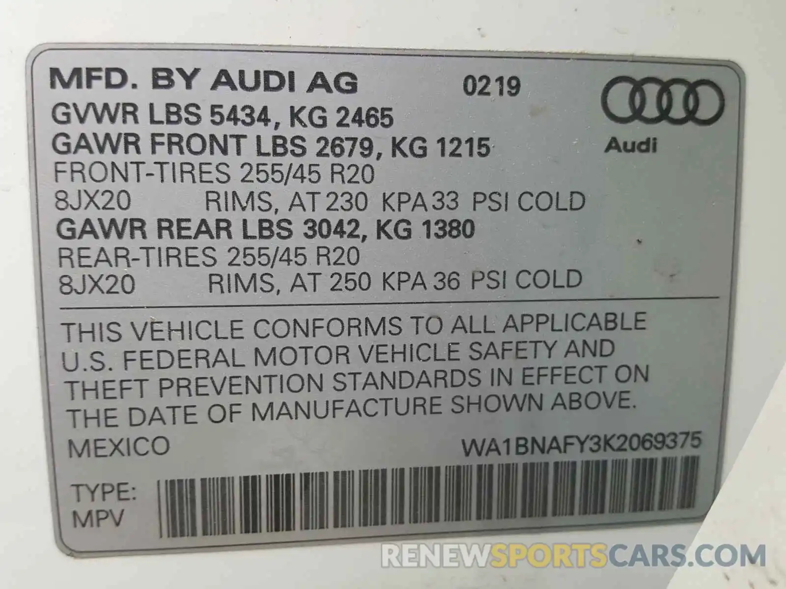 10 Photograph of a damaged car WA1BNAFY3K2069375 AUDI Q5 2019