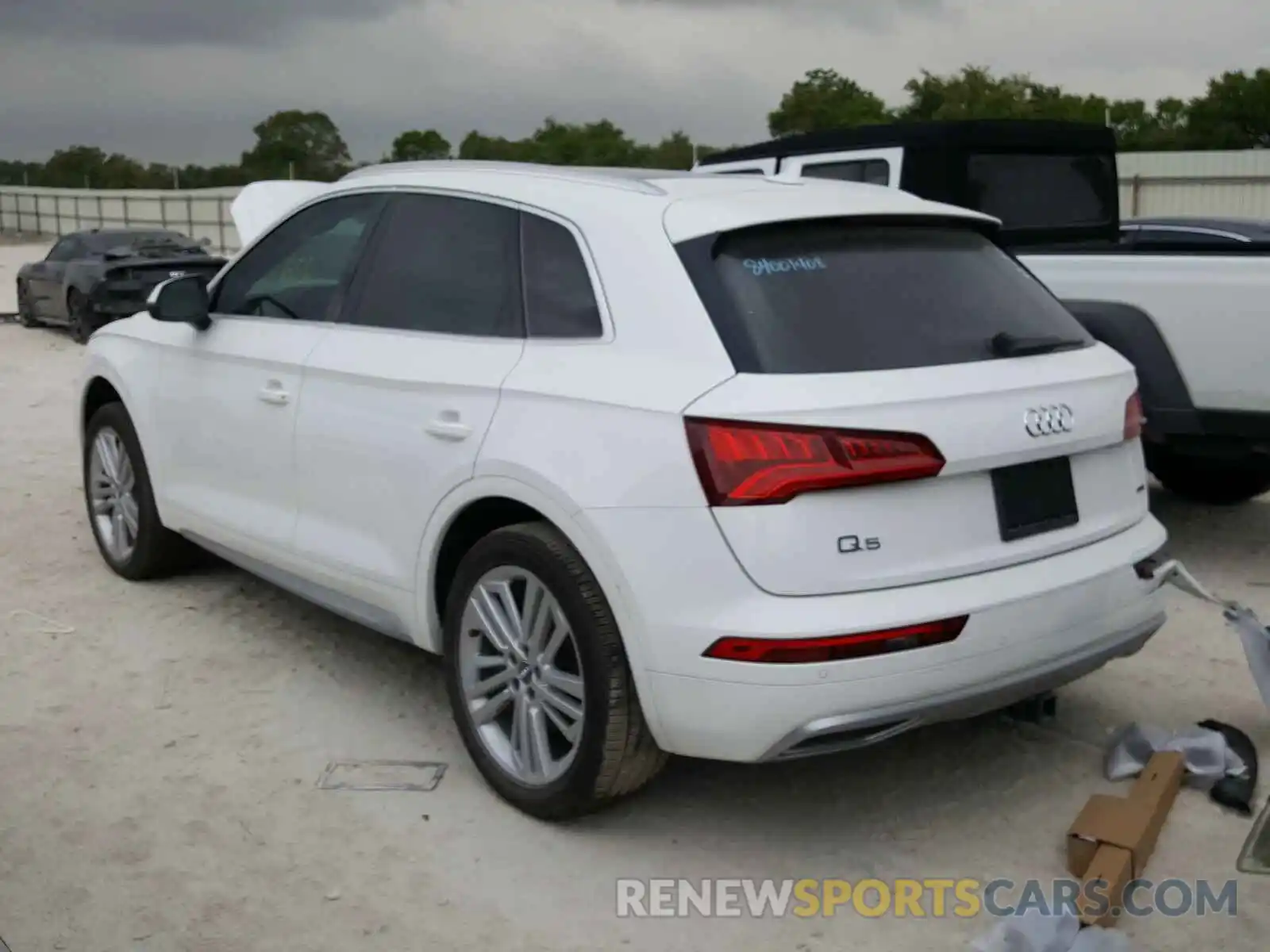 3 Photograph of a damaged car WA1BNAFY3K2069375 AUDI Q5 2019