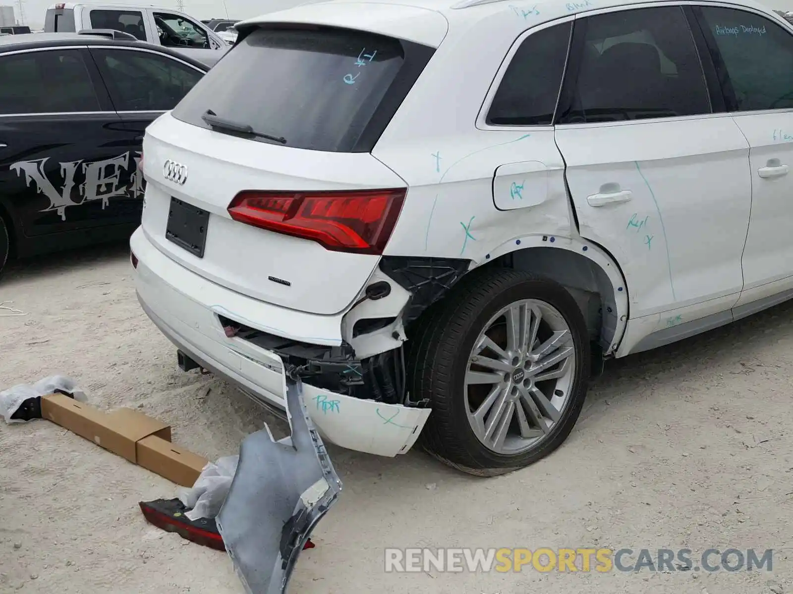 9 Photograph of a damaged car WA1BNAFY3K2069375 AUDI Q5 2019