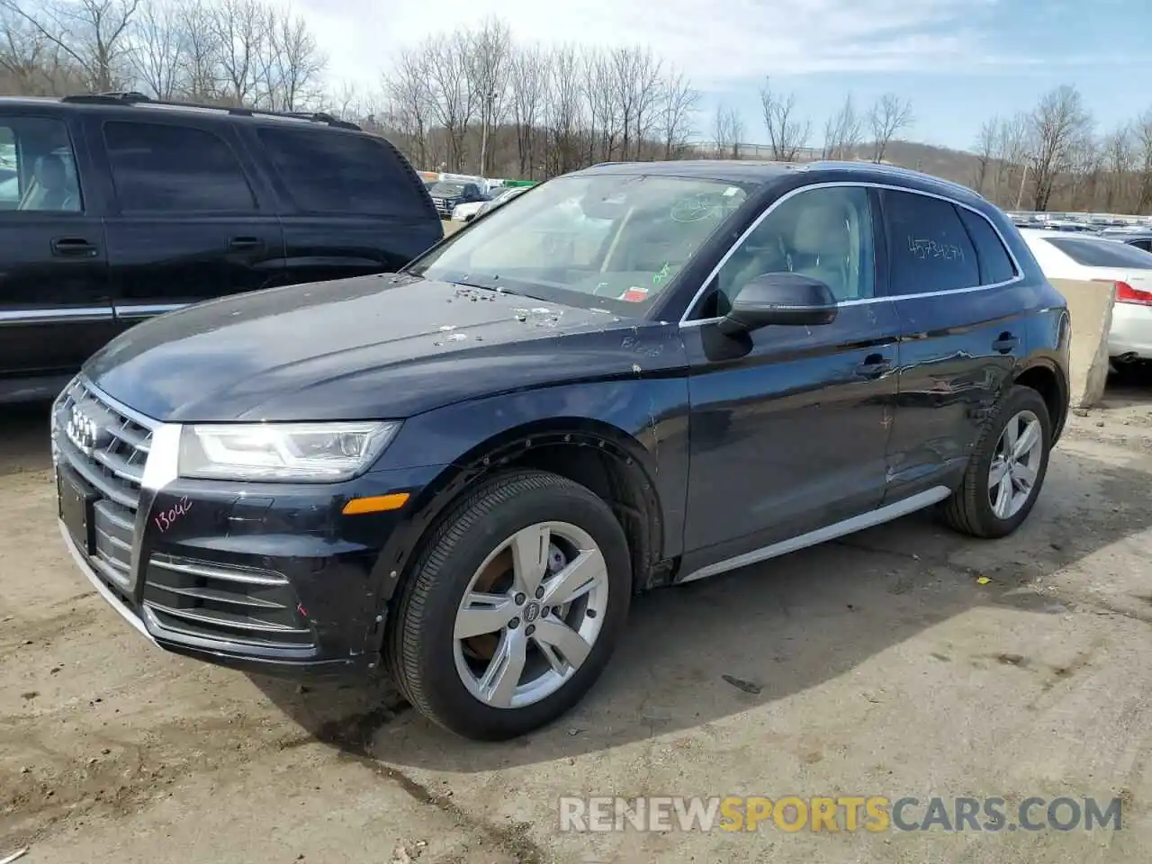 1 Photograph of a damaged car WA1BNAFY3K2130577 AUDI Q5 2019