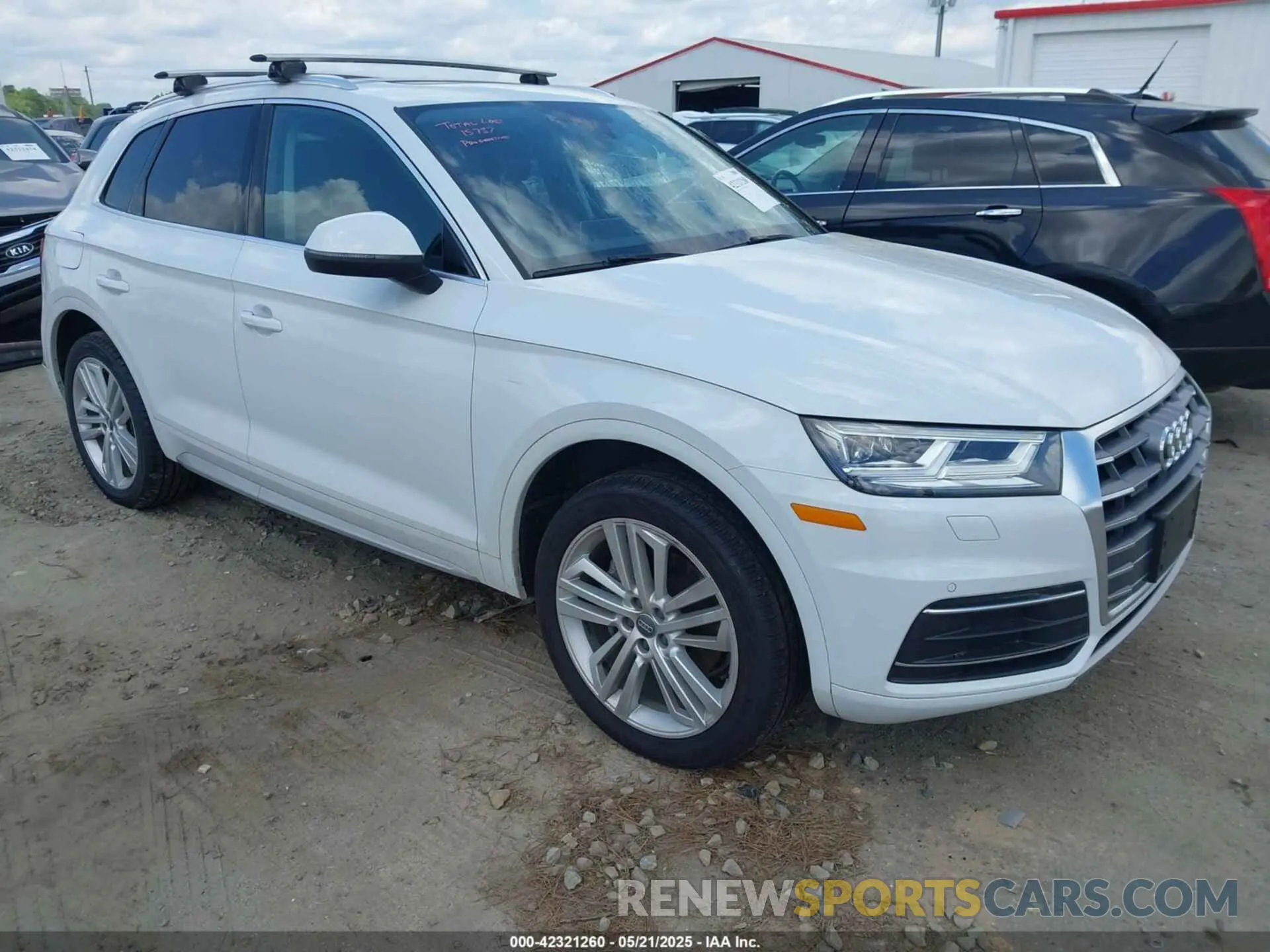 1 Photograph of a damaged car WA1BNAFY3K2135987 AUDI Q5 2019
