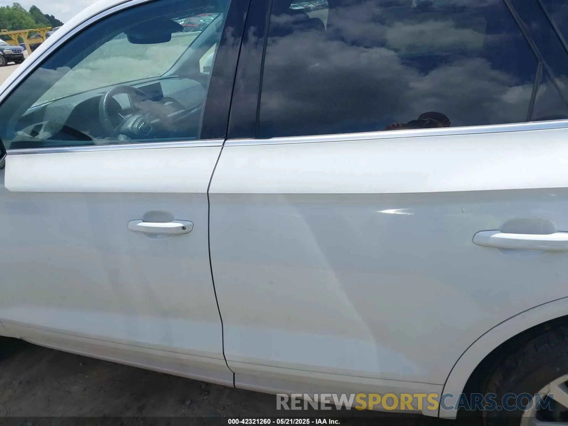 14 Photograph of a damaged car WA1BNAFY3K2135987 AUDI Q5 2019