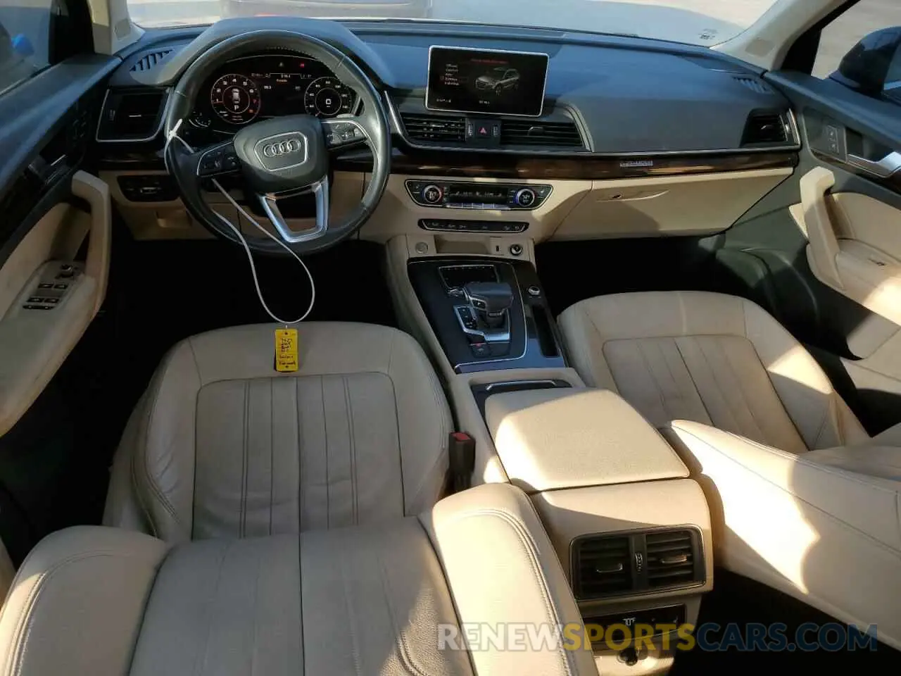 8 Photograph of a damaged car WA1BNAFY4K2025062 AUDI Q5 2019