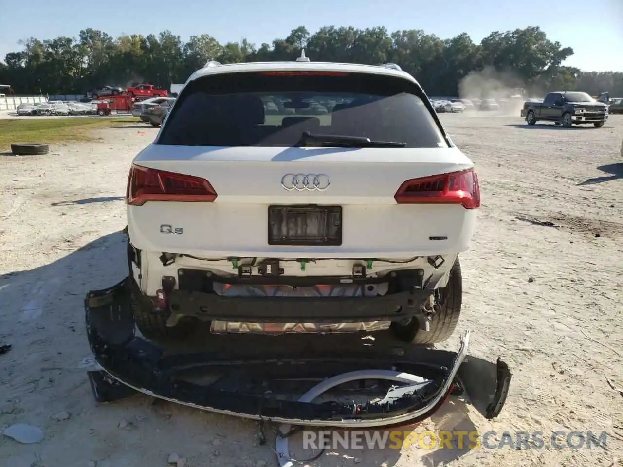 6 Photograph of a damaged car WA1BNAFY4K2039527 AUDI Q5 2019